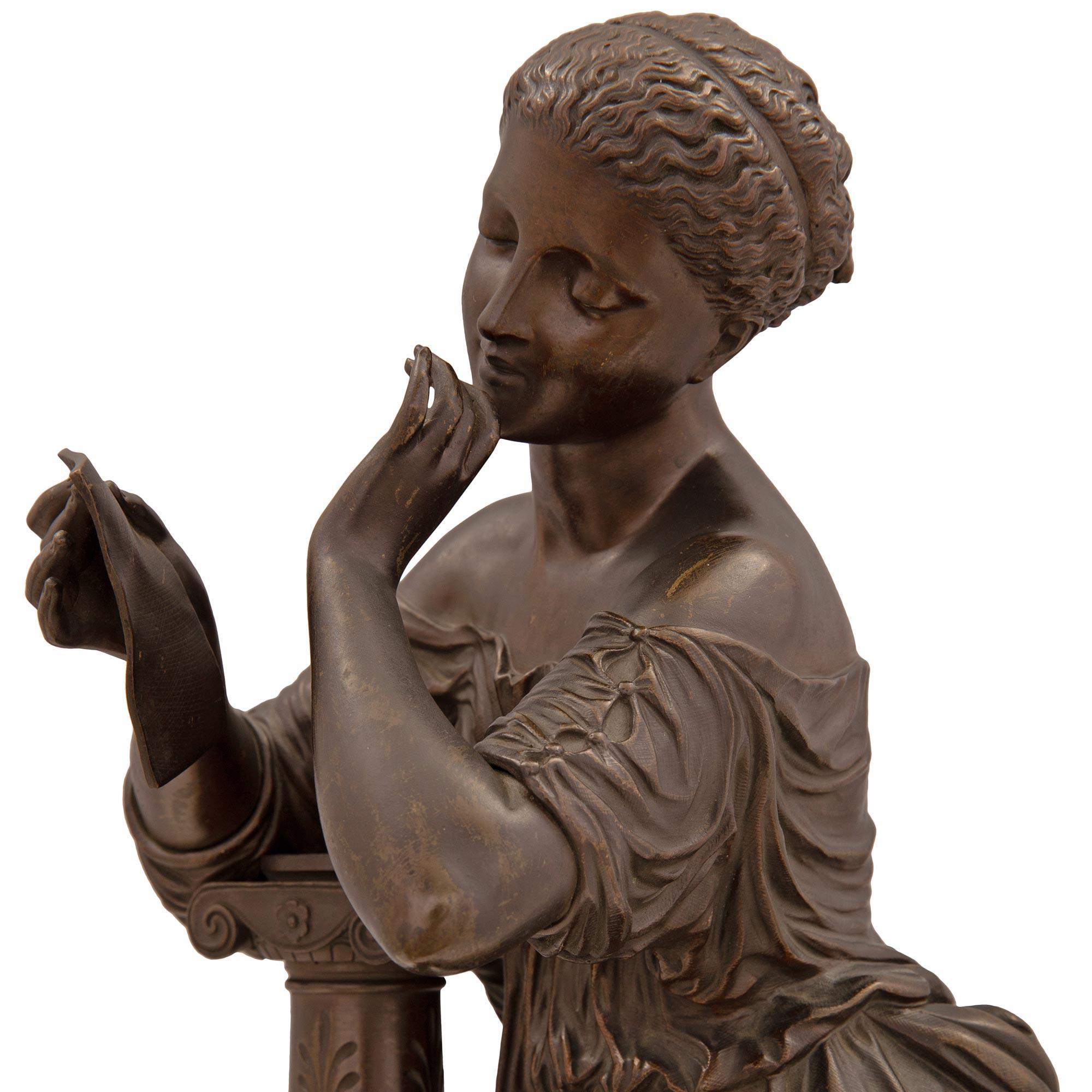 Patiné Statue française du 19ème siècle en bronze, signée H. Dumaige en vente