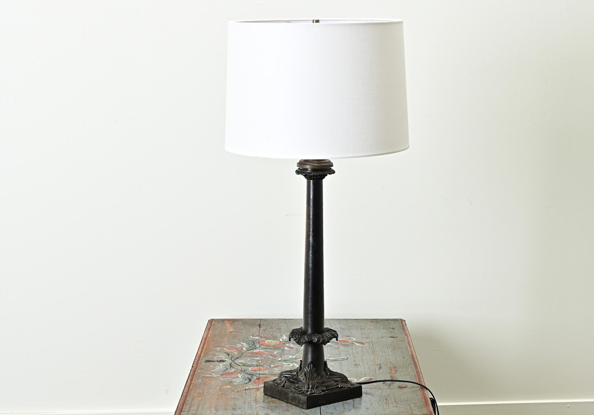 Hand-Painted French 19th Century Bronze Table Lamp For Sale