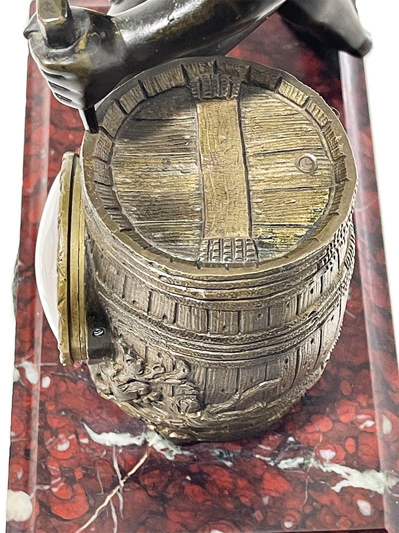 Kaminuhr aus Bronze mit Marmorsockel aus dem 19. Jahrhundert, Pendule im Angebot 1