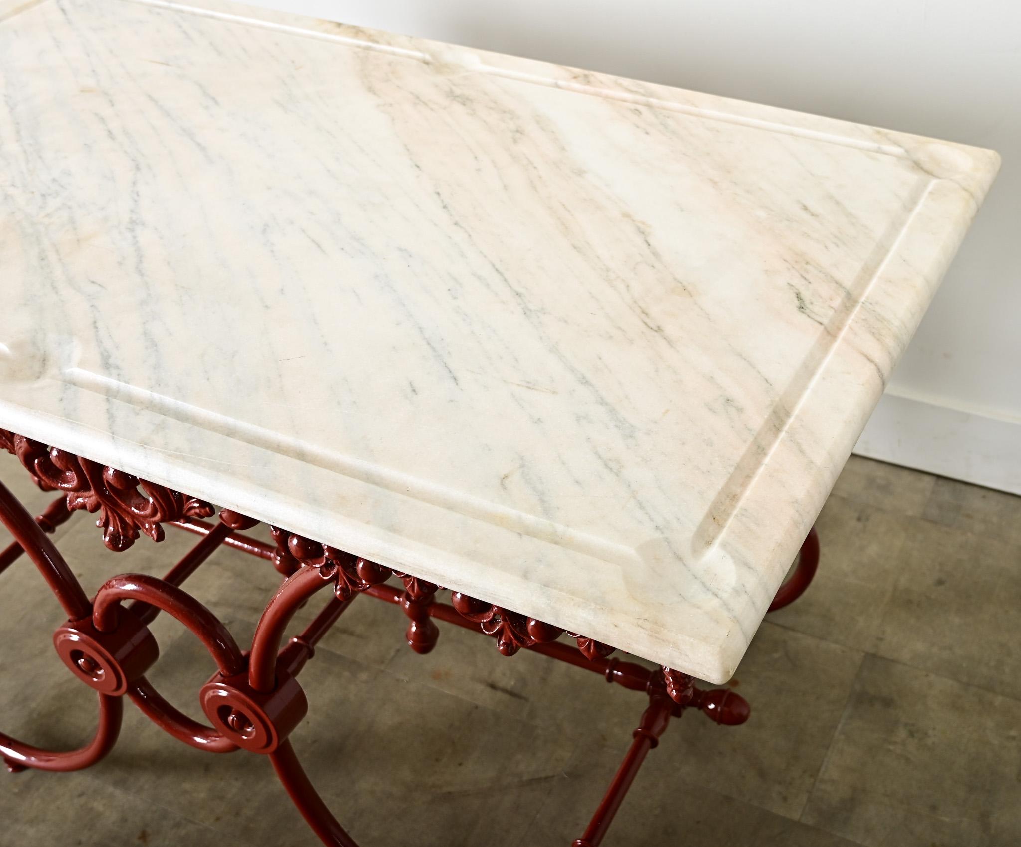 Fer Table de présentation de boucherie française du 19ème siècle en vente