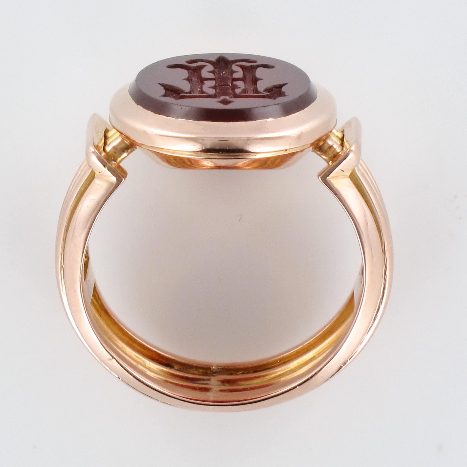 French 19th Century Carnelian Intaglio 18 Karat Yellow Gold Signet Ring For Sale 6