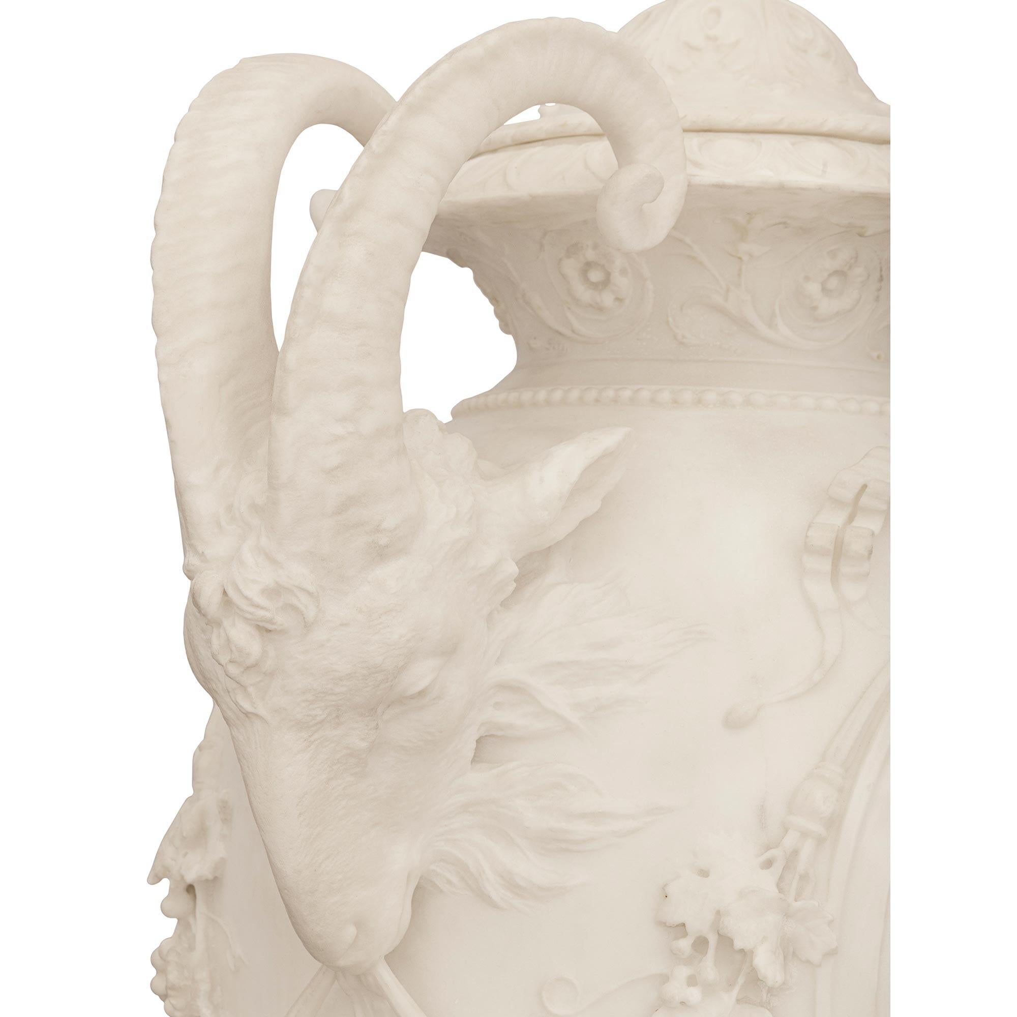 French 19th century Carrara marble urns signed D. Epinay Carls Adrien Prosper For Sale 1