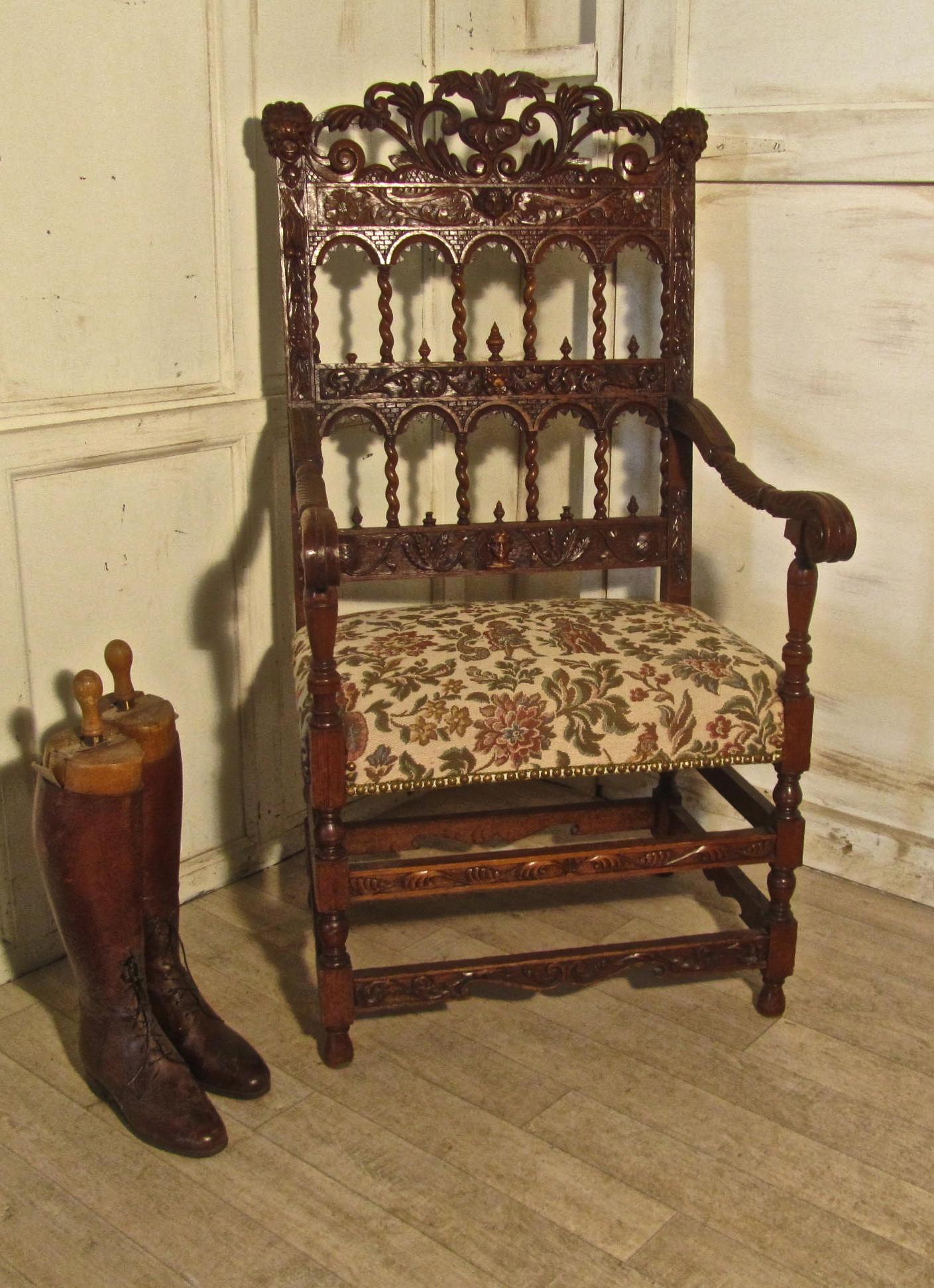 French 19th Century Carved Oak Armchair, Throne or Hall Chair 1