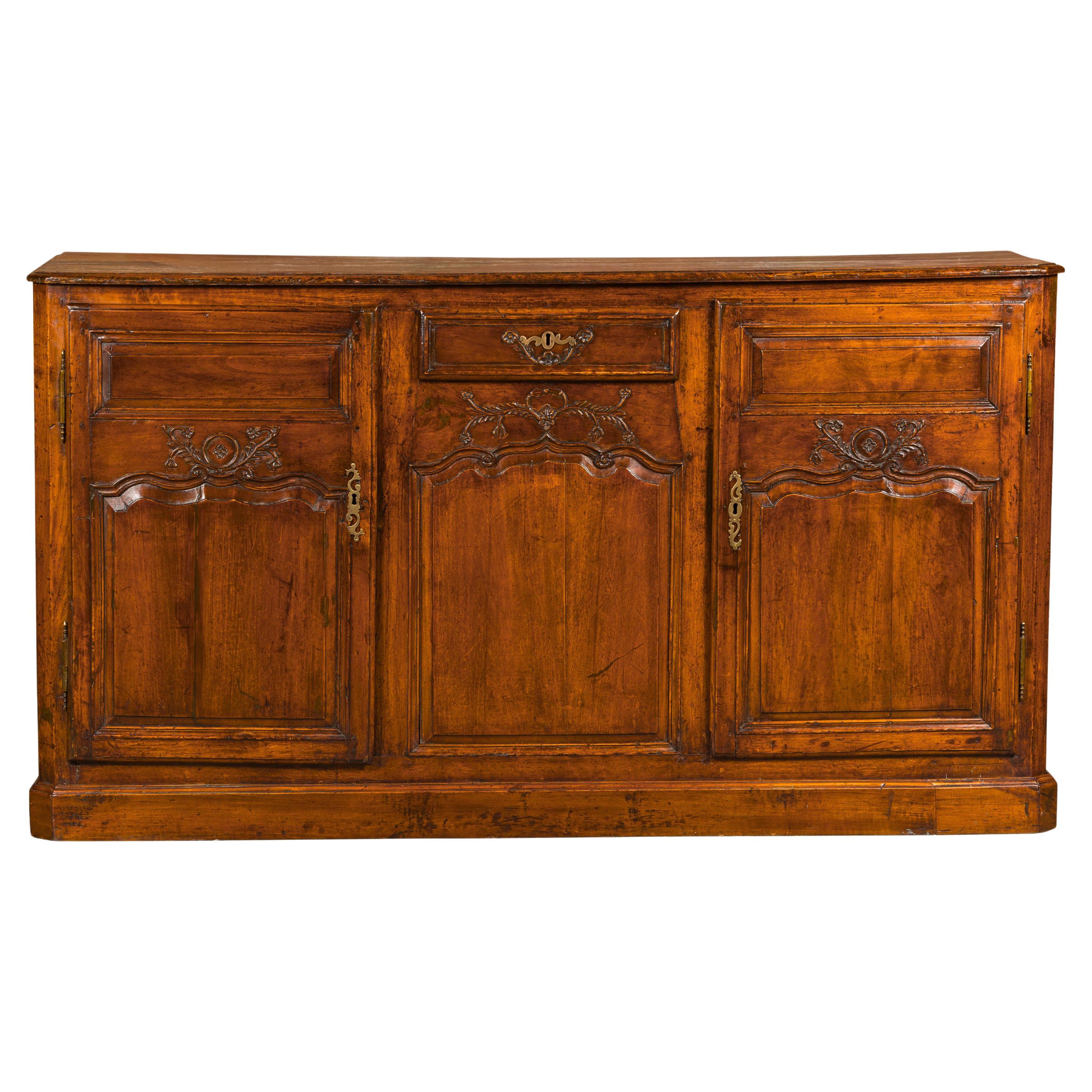 French 19th Century Carved Walnut Buffet with Two Doors and Single Drawer For Sale