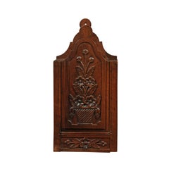 French 19th Century Carved Walnut Farinerio Decorative Box with Floral Décor