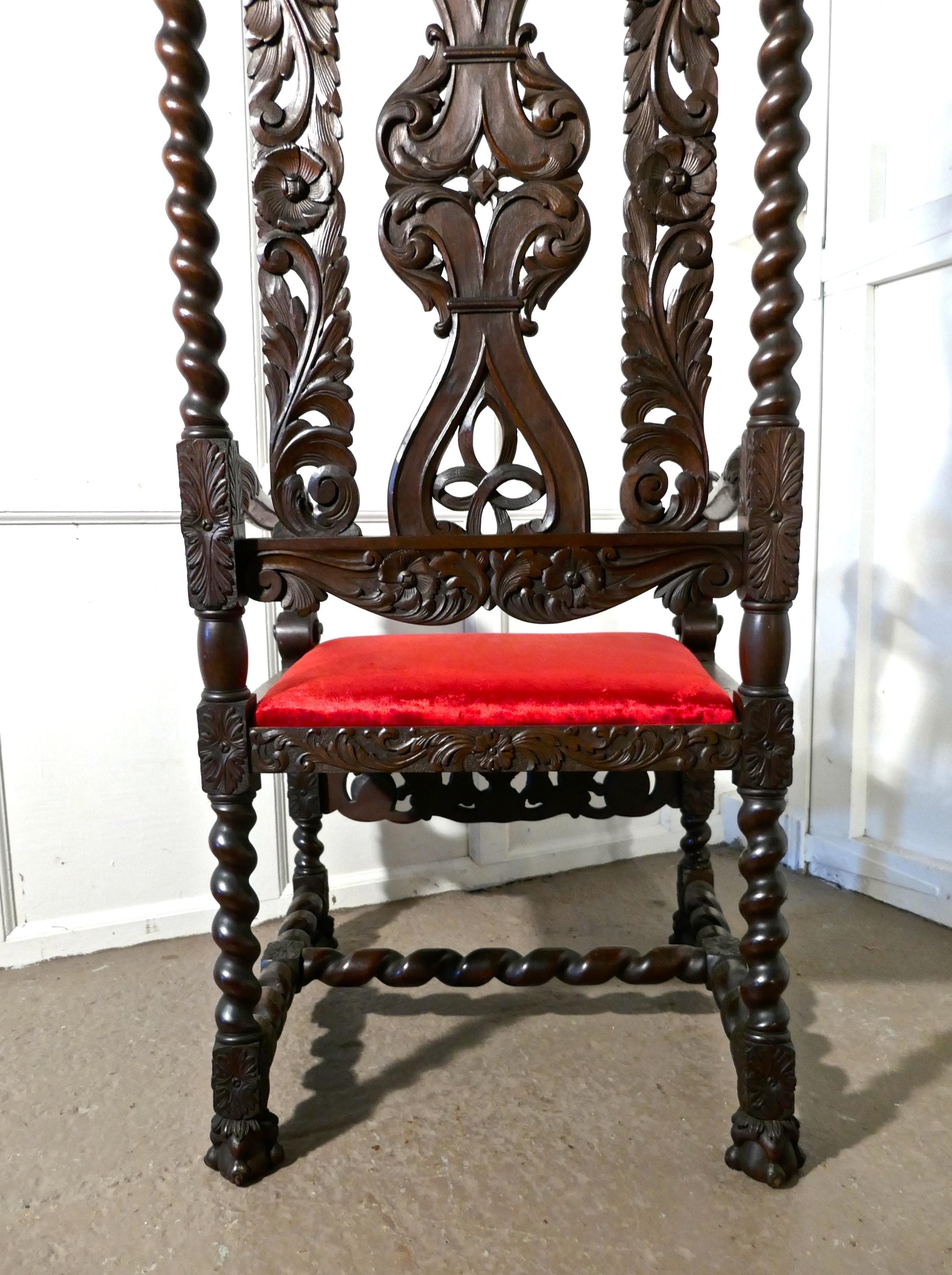 French 19th Century Carved Walnut Throne or Hall Chair 10
