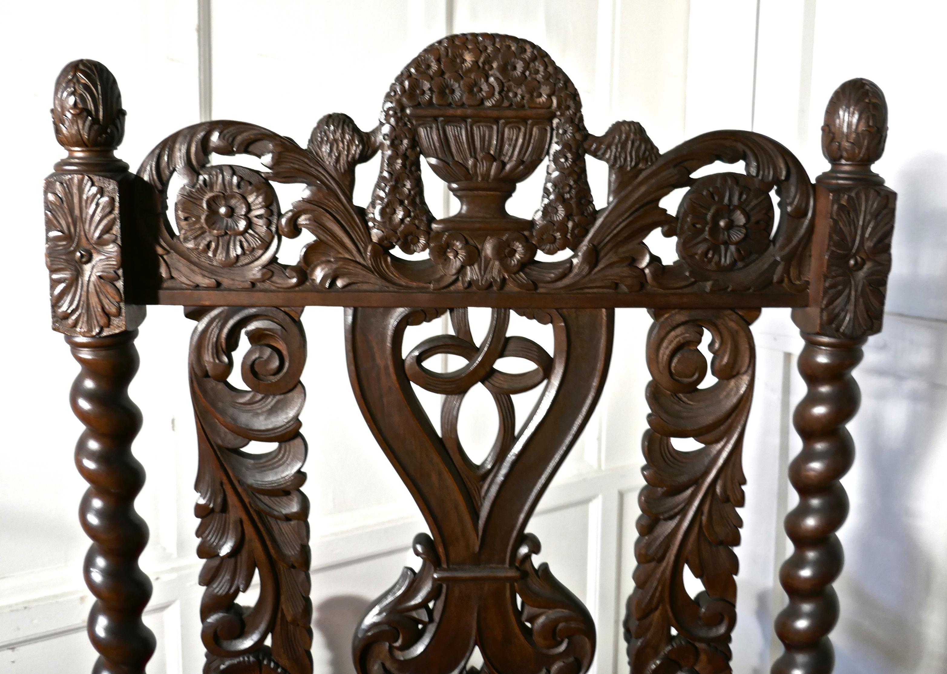 French 19th Century Carved Walnut Throne or Hall Chair 11