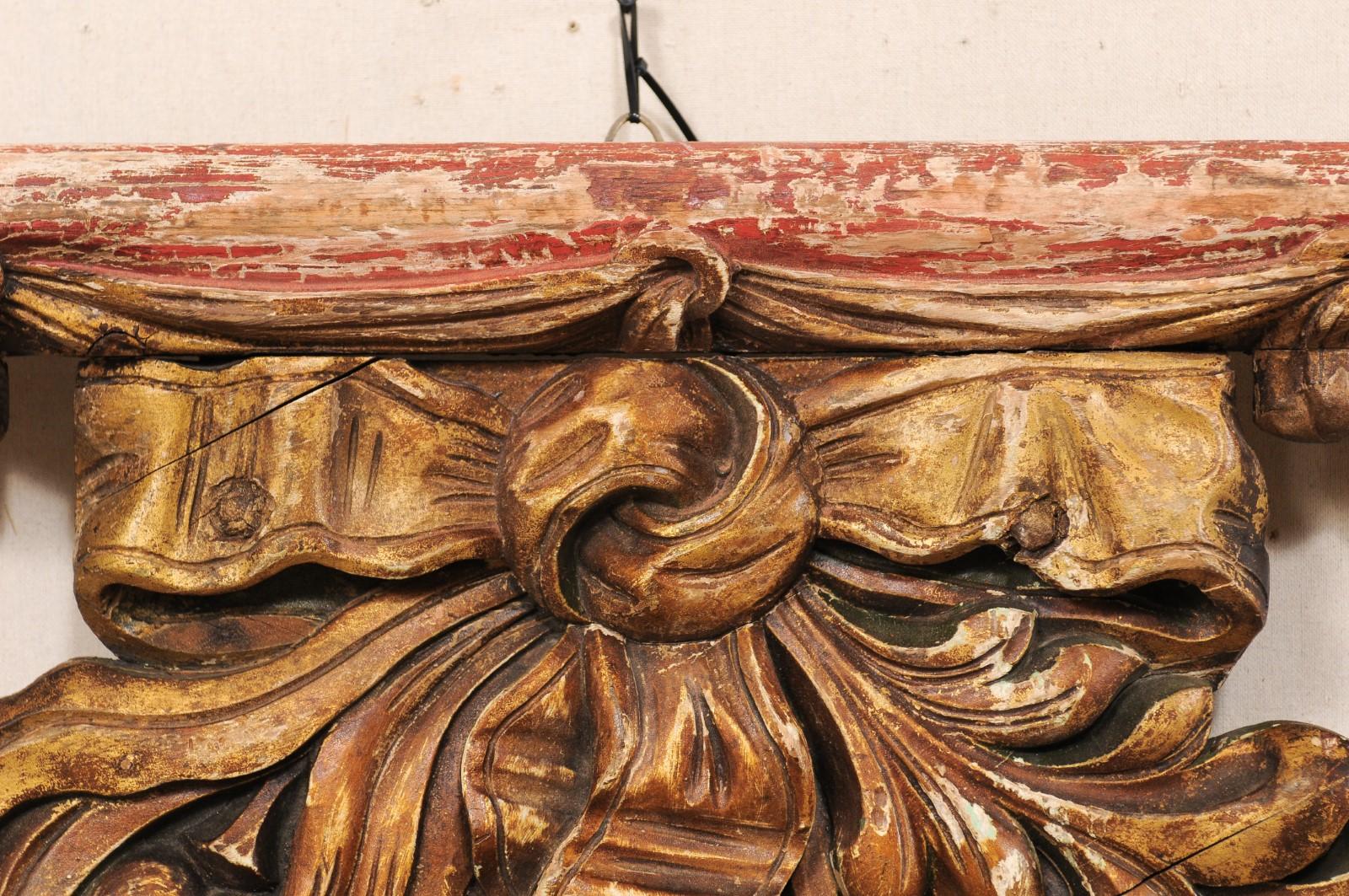 Fragment de bois sculpté français du 19ème siècle en vente 1