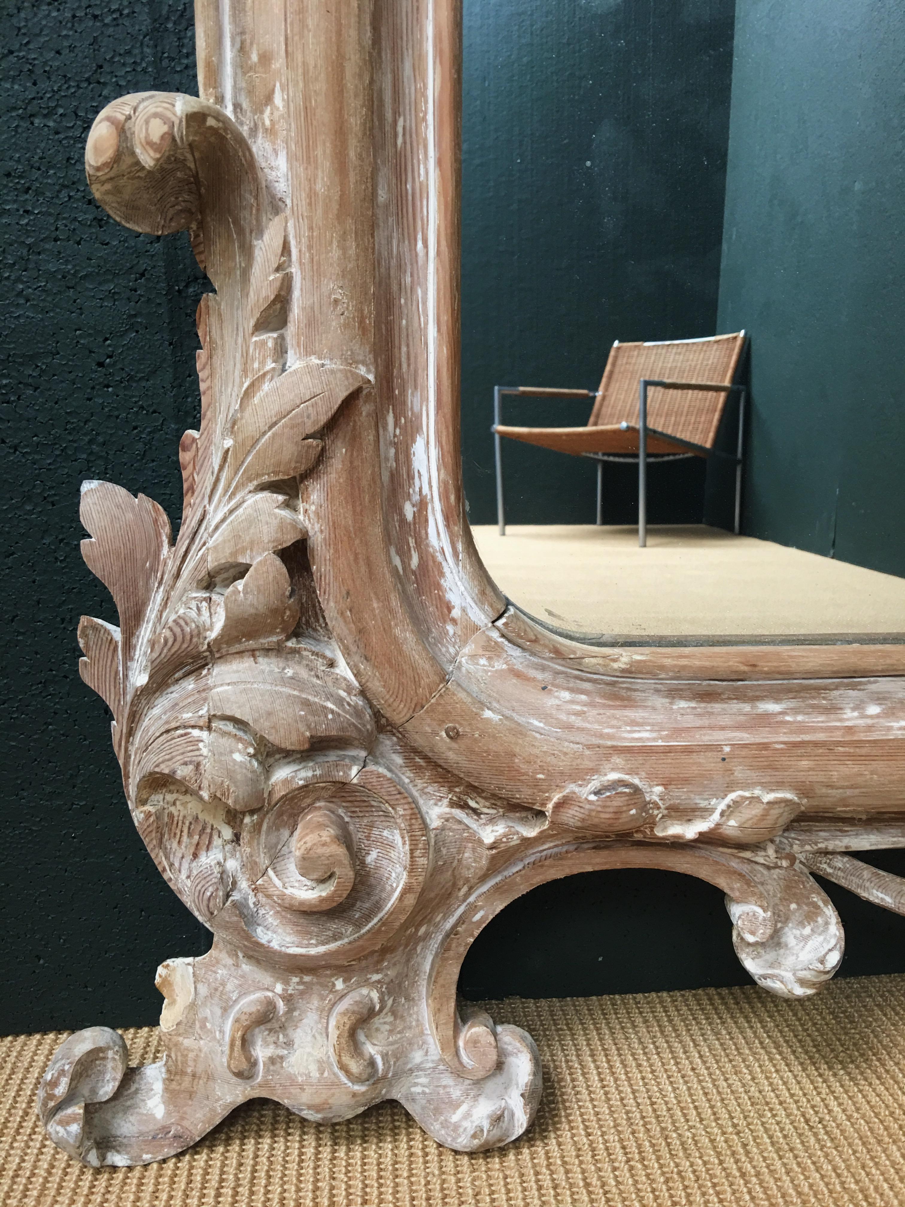 French 19th Century Carved Wood Mirror In Good Condition For Sale In Chudleigh, Devon