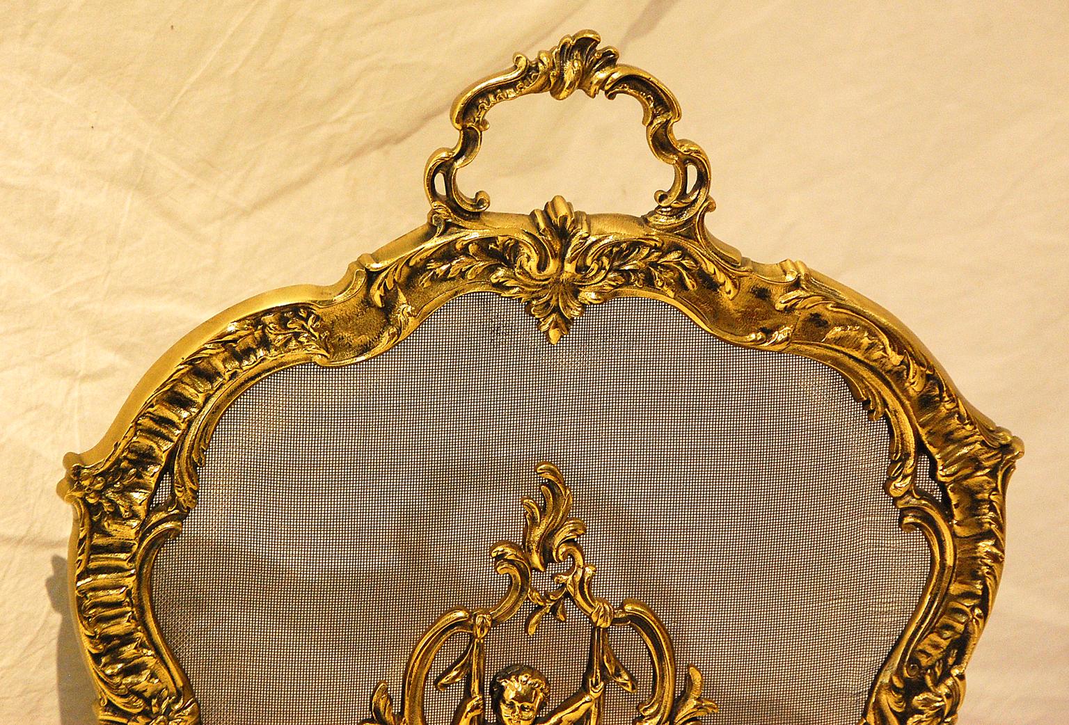 French 19th Century Cast Brass Shaped and Footed Fire Screen In Good Condition In Wells, ME
