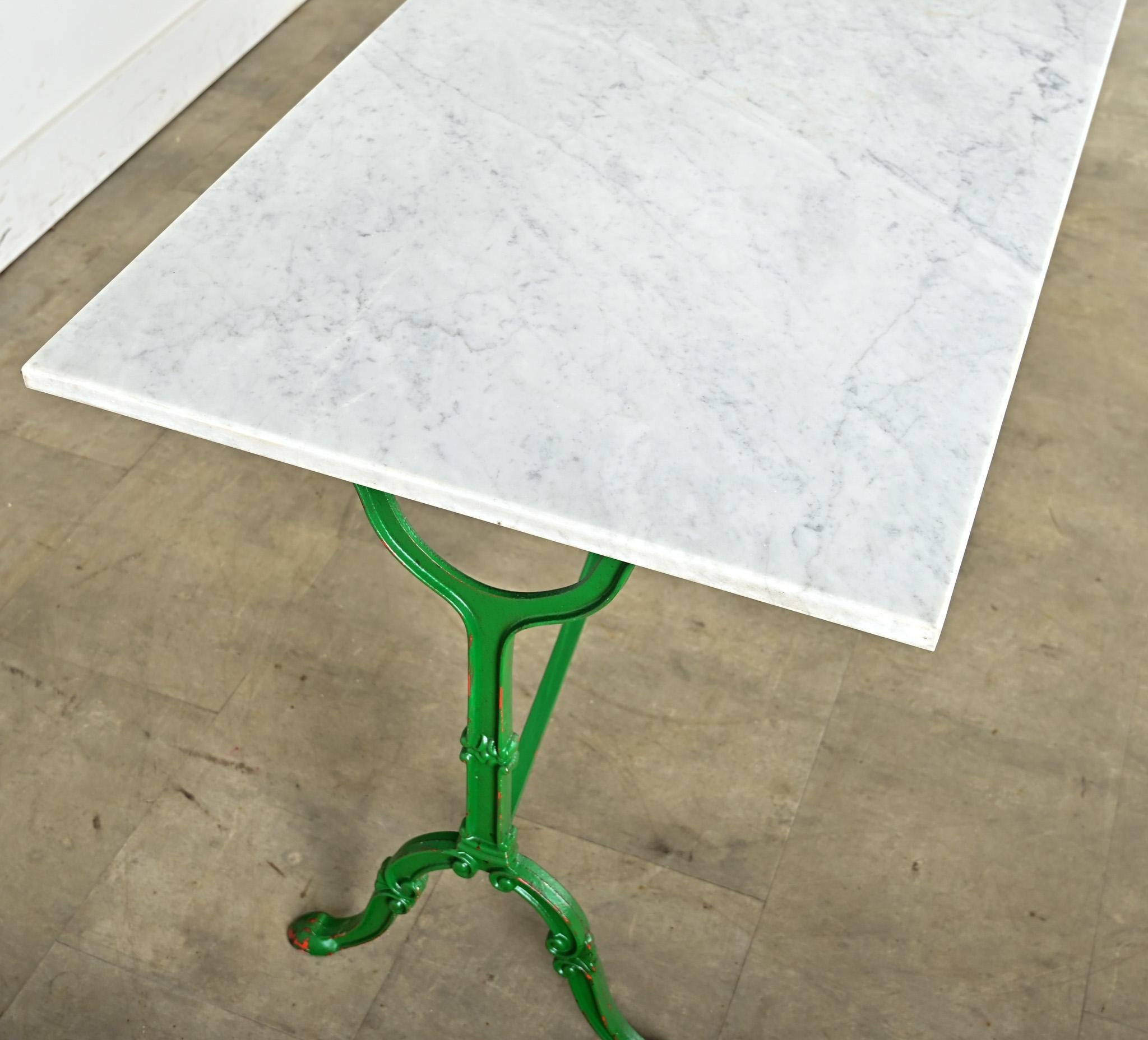 French 19th Century Cast Iron and Marble Bistro Table For Sale 1