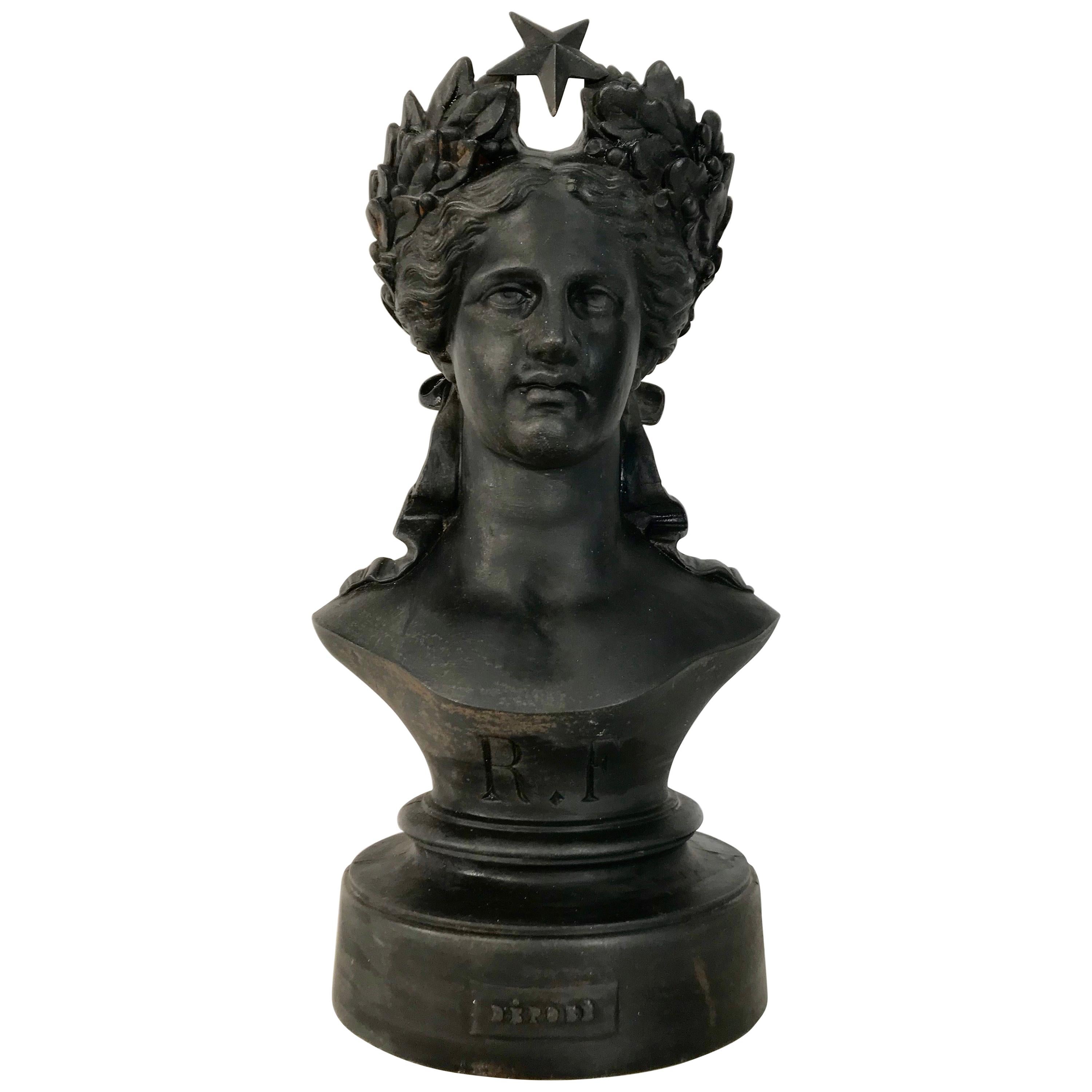 Læring rysten løg French 19th Century Cast Iron Bust of "Marianne" Signed and Dated For Sale  at 1stDibs | bust of marianne, marianne cast