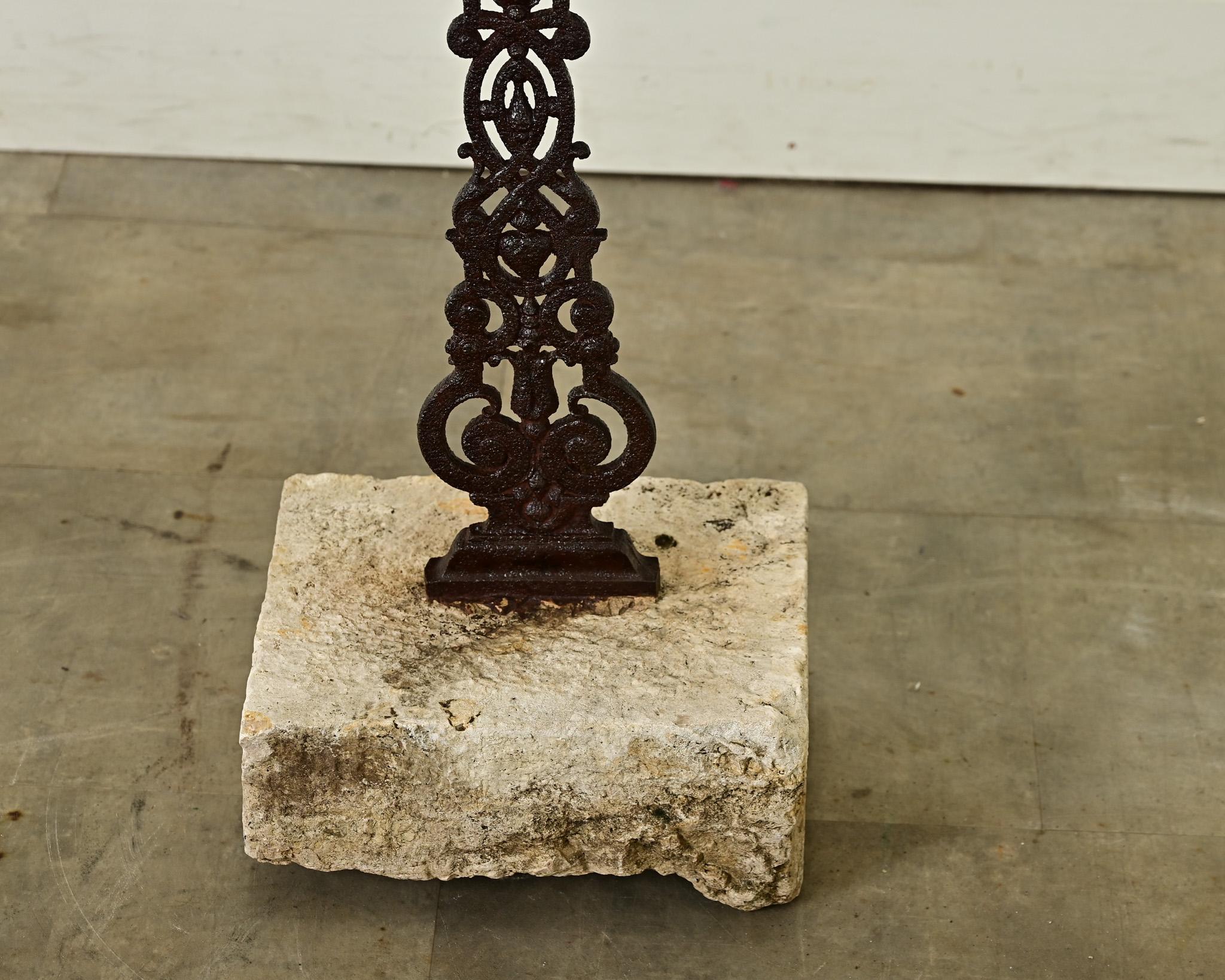 French 19th Century Cast Iron Cross In Good Condition In Baton Rouge, LA