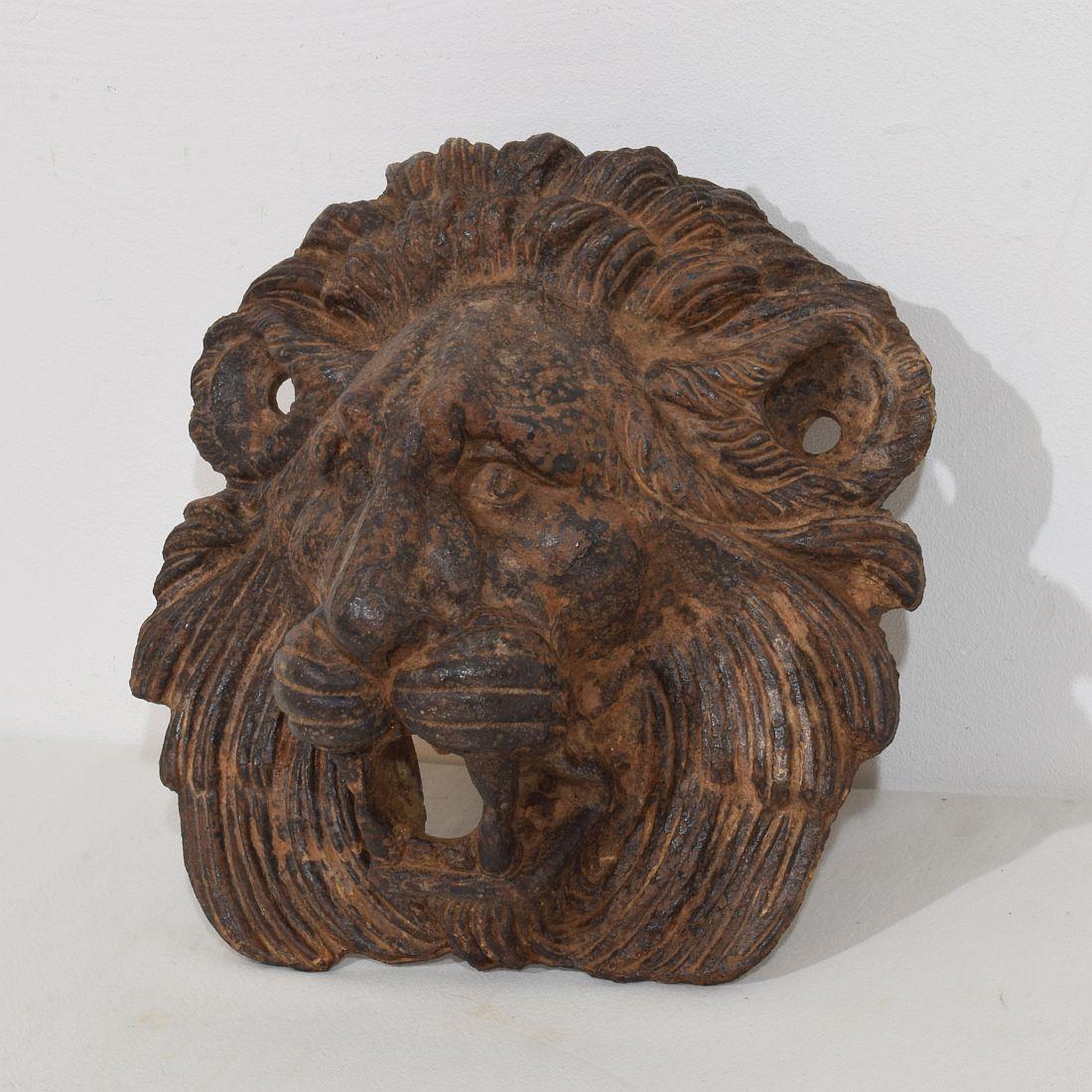 Wonderful cast iron fountain head with a great expression, France, circa 1850-1900. Weathered
H:26cm  W:26cm D:12cm 