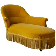 French 19th Century Chaise Longue in Gold Velvet