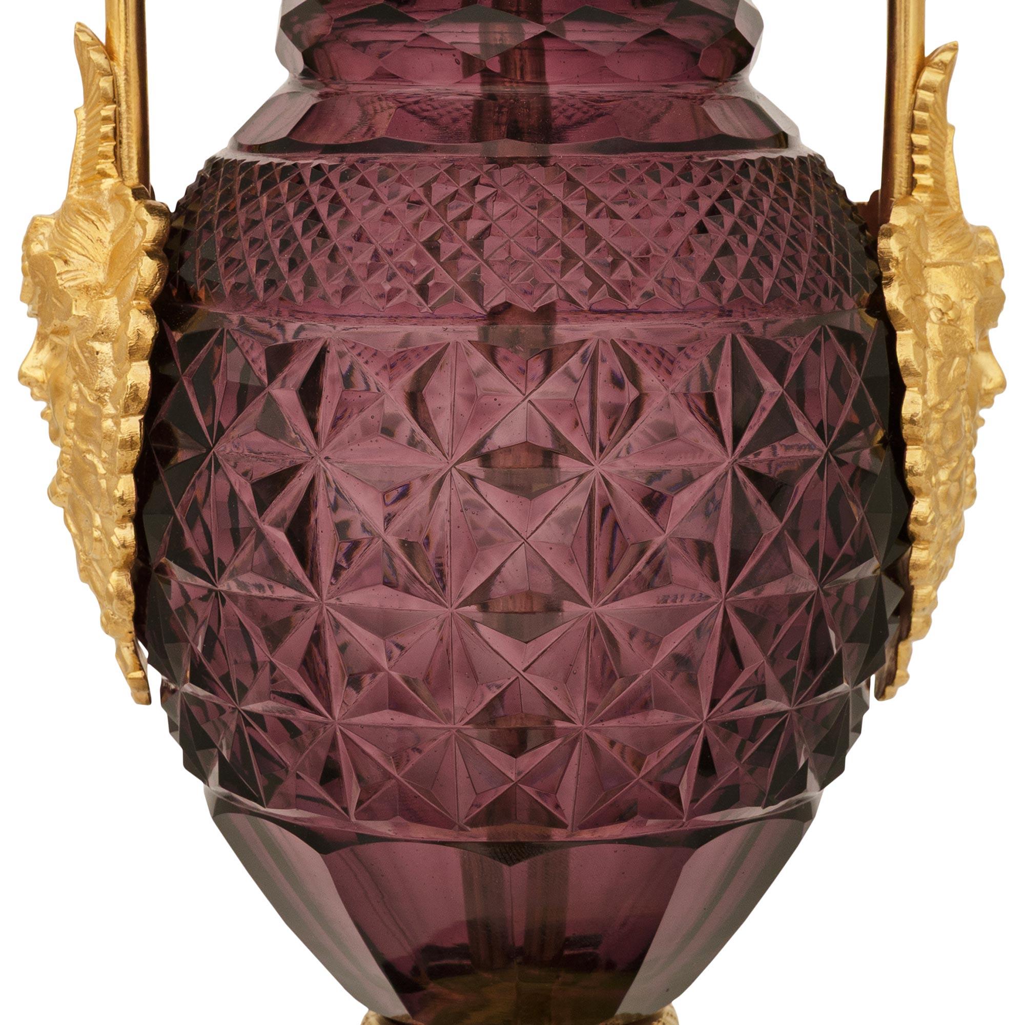 Cristallo Lampada francese del XIX secolo del periodo Charles X in cristallo e ormeggio in vendita