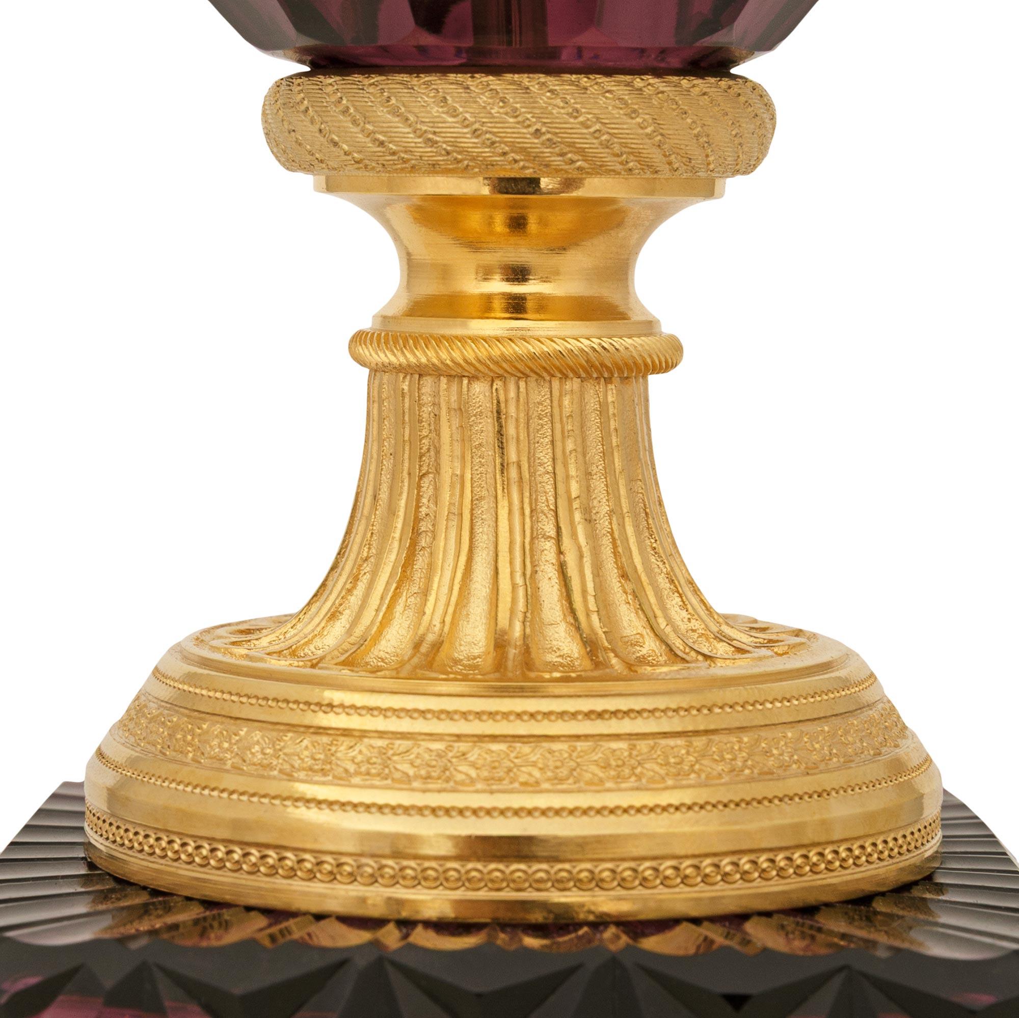 Lampada francese del XIX secolo del periodo Charles X in cristallo e ormeggio in vendita 2