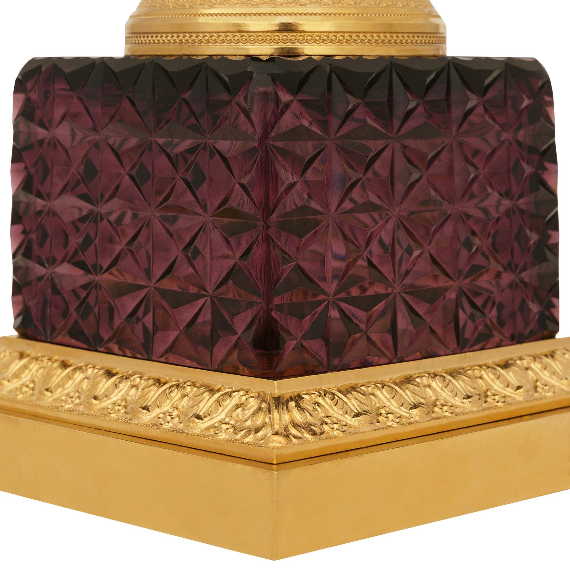 Lampada francese del XIX secolo del periodo Charles X in cristallo e ormeggio in vendita 3