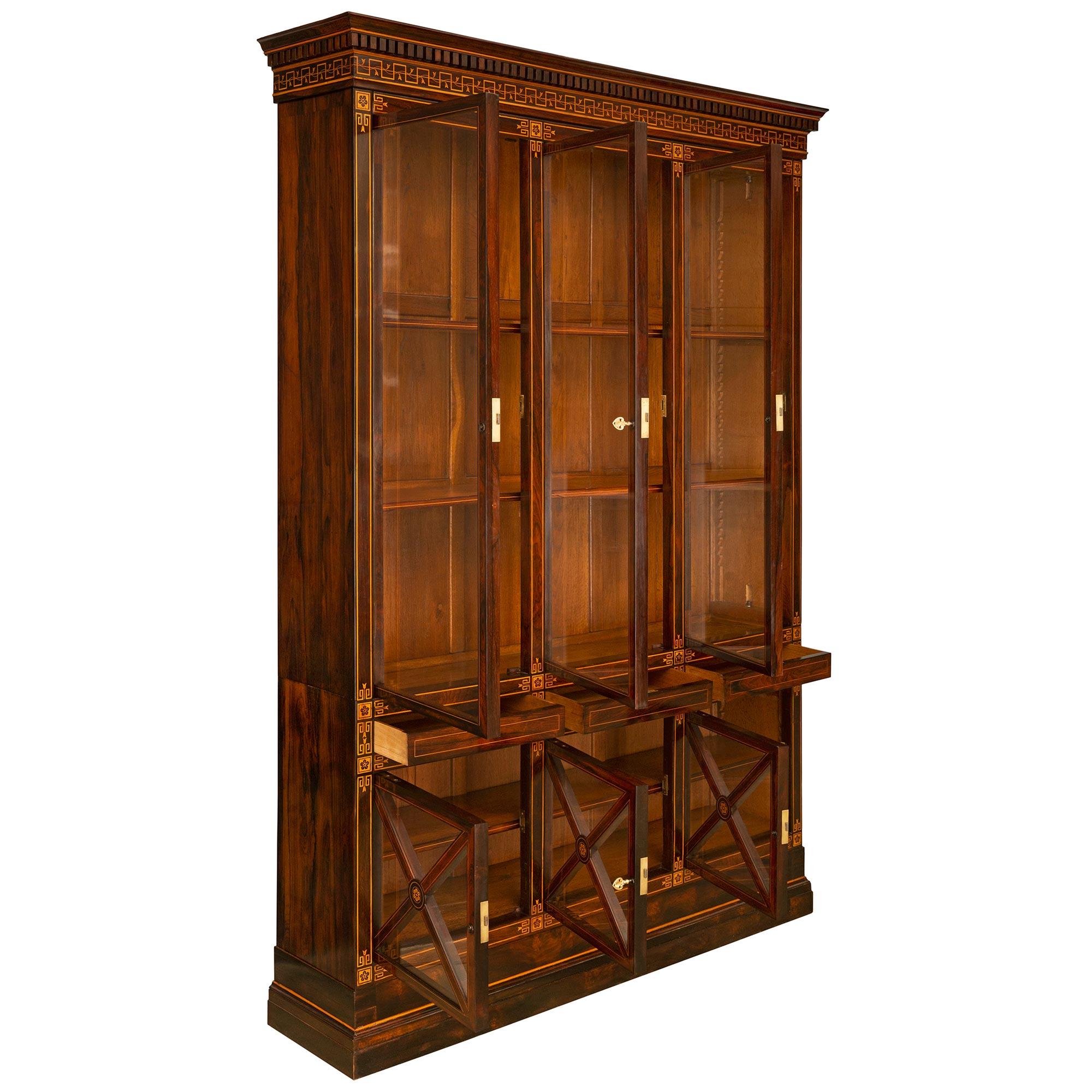 French 19th Century Charles X Period Rosewood And Maple Bookcase/Vitrine In Good Condition For Sale In West Palm Beach, FL