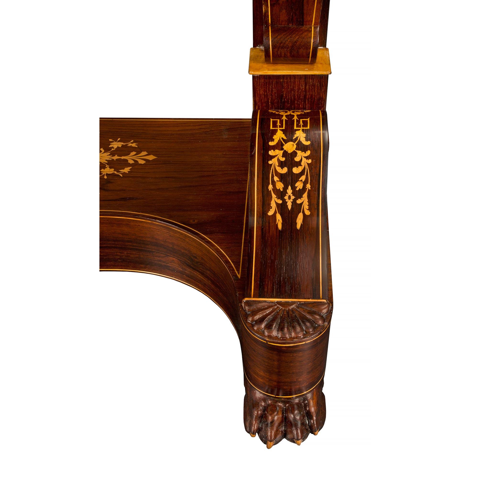 Consola francesa de palisandro, arce y mármol del siglo XIX, época Charles X en venta 1