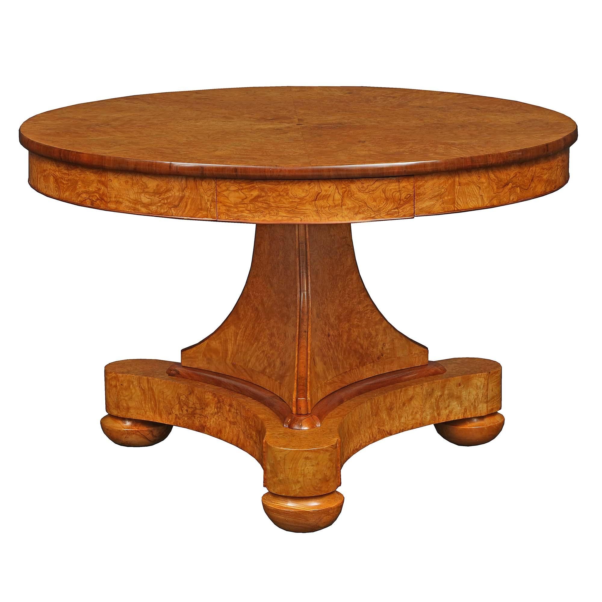 French 19th Century Charles X St. Burl Walnut Center Table In Good Condition In West Palm Beach, FL