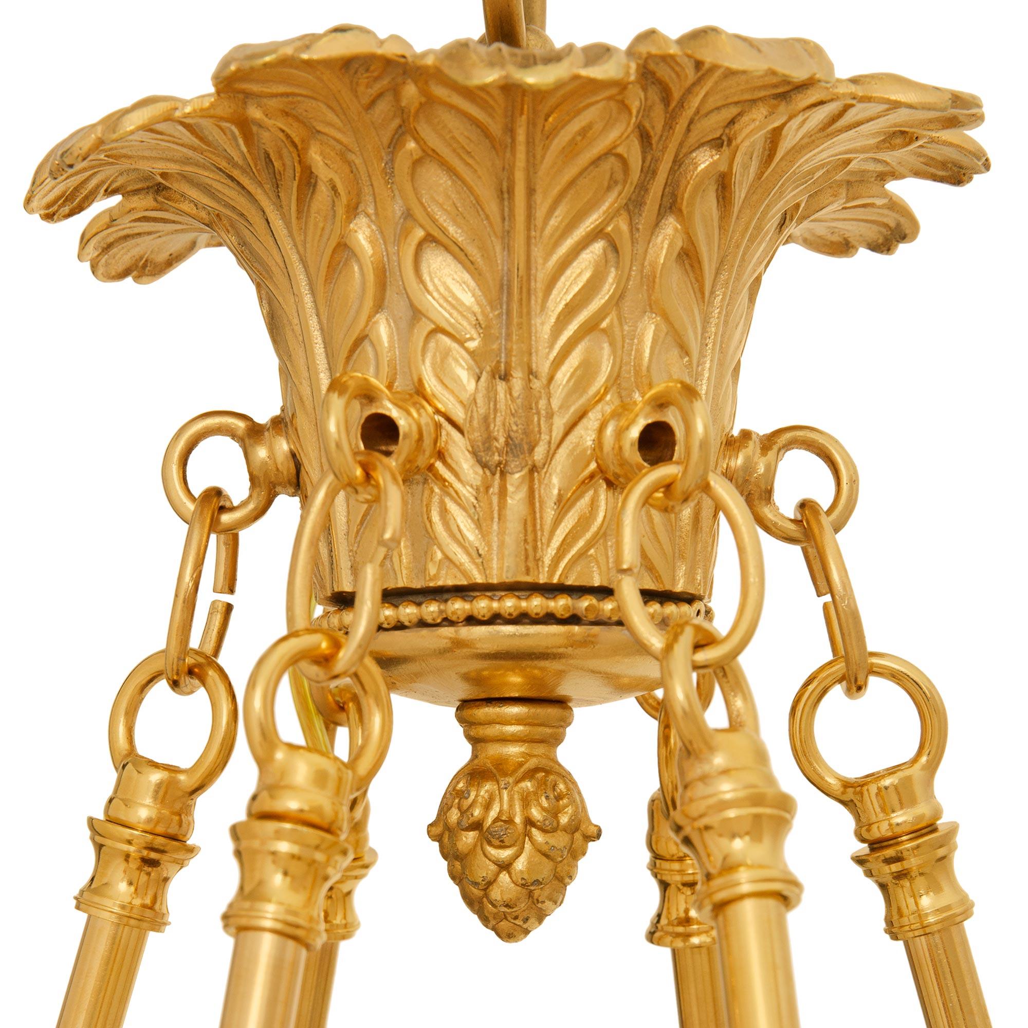 Patiné Lustre en bronze patiné et bronze doré du 19ème siècle de Charles X. en vente