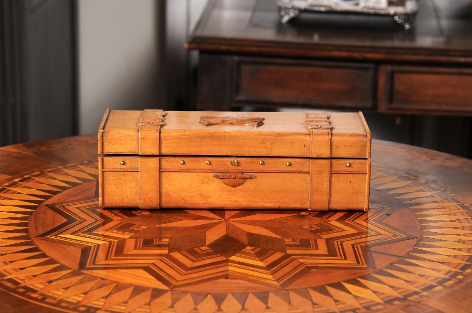 French 19th Century Cherry and Brass Glove Box with Low-Relief Carved Motifs For Sale 9