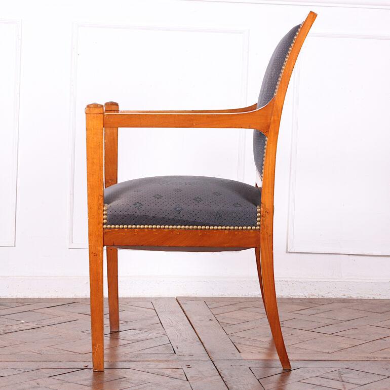 French 19th Century Cherrywood Directoire Style Armchair For Sale 1