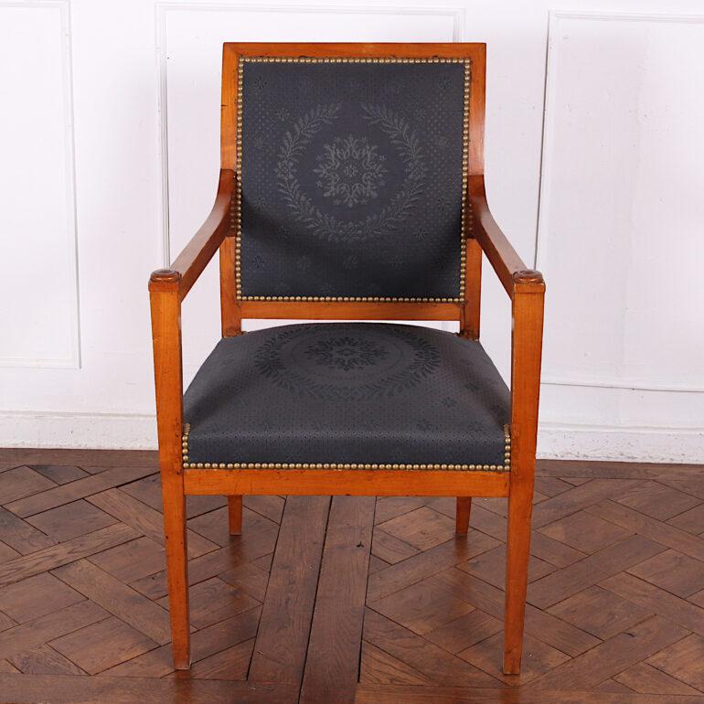 French 19th Century Cherrywood Directoire Style Armchair For Sale 5