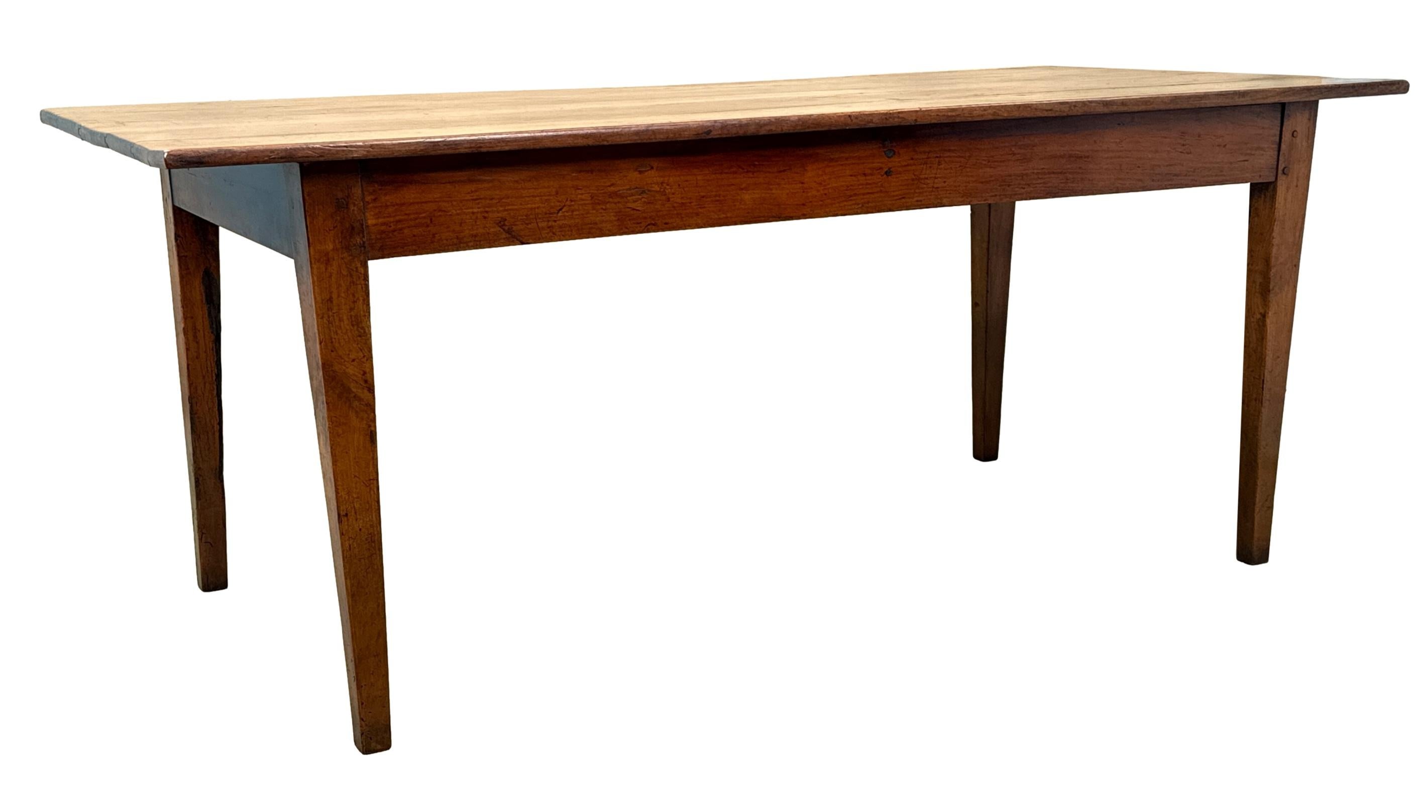 Tavolo da pranzo da cucina in castagno francese del XIX secolo in vendita 1