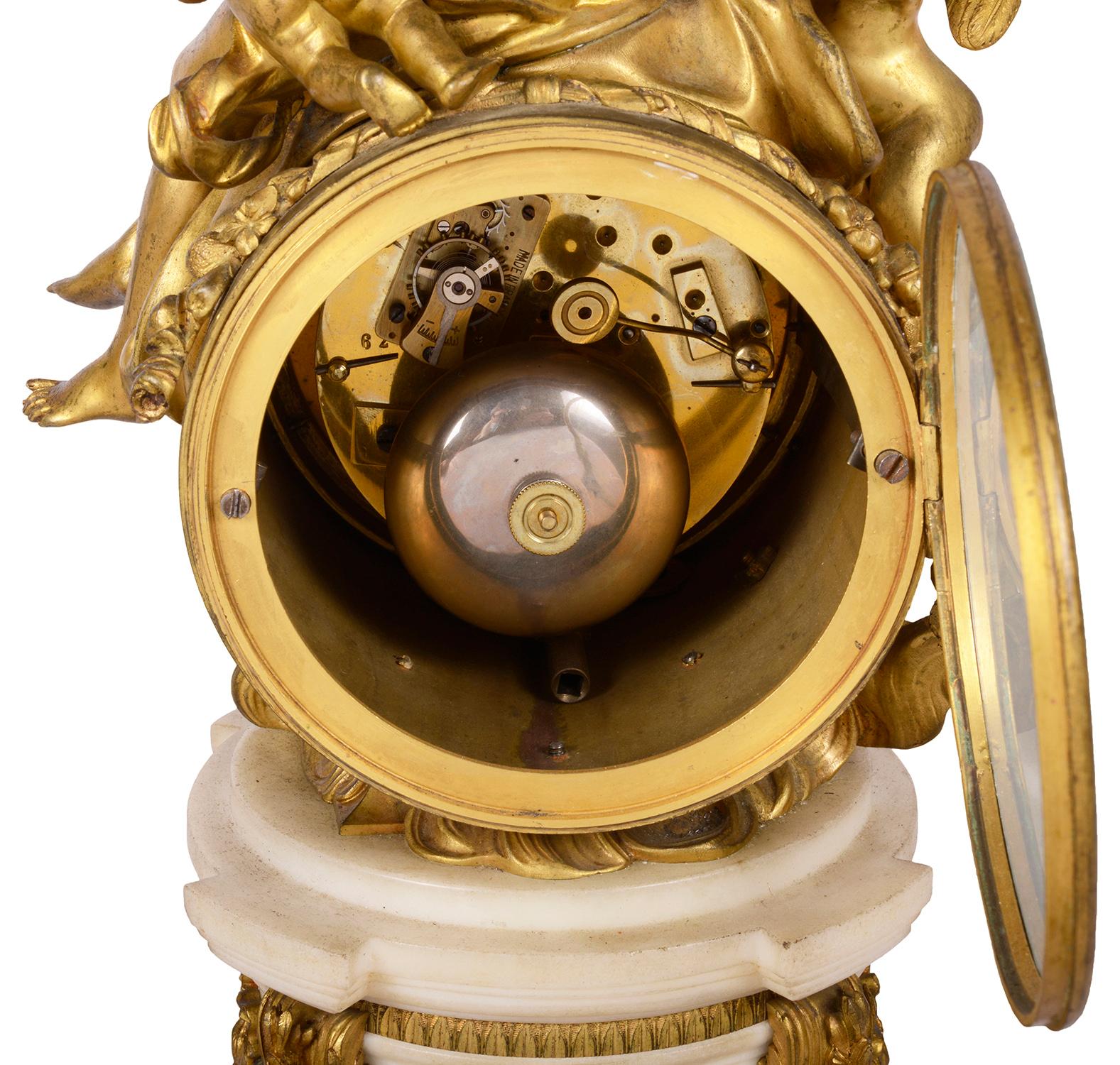 Horloge de cheminée classique française du 19e siècle Bon état - En vente à Brighton, Sussex