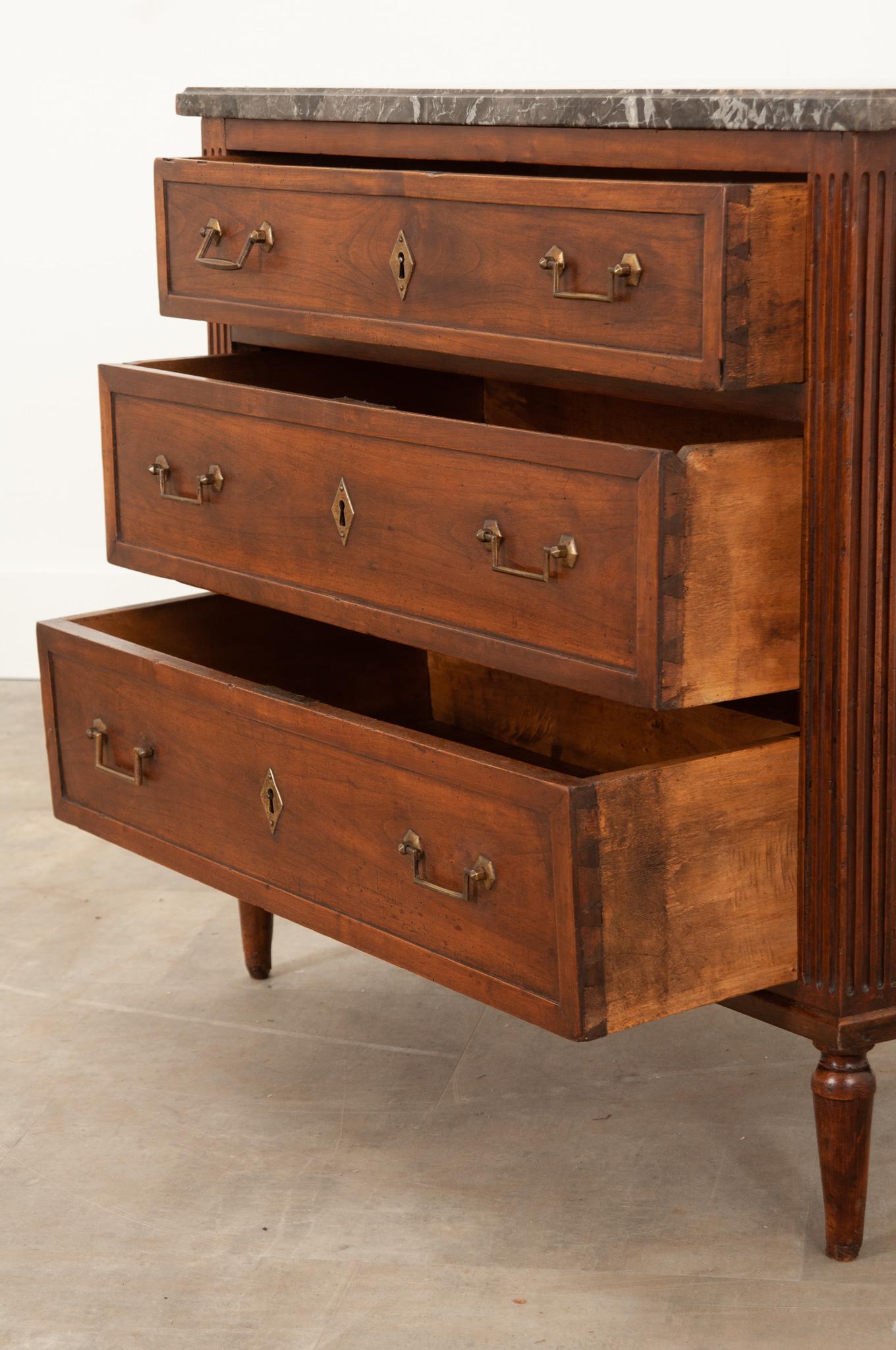 French 19th Century Commode 4