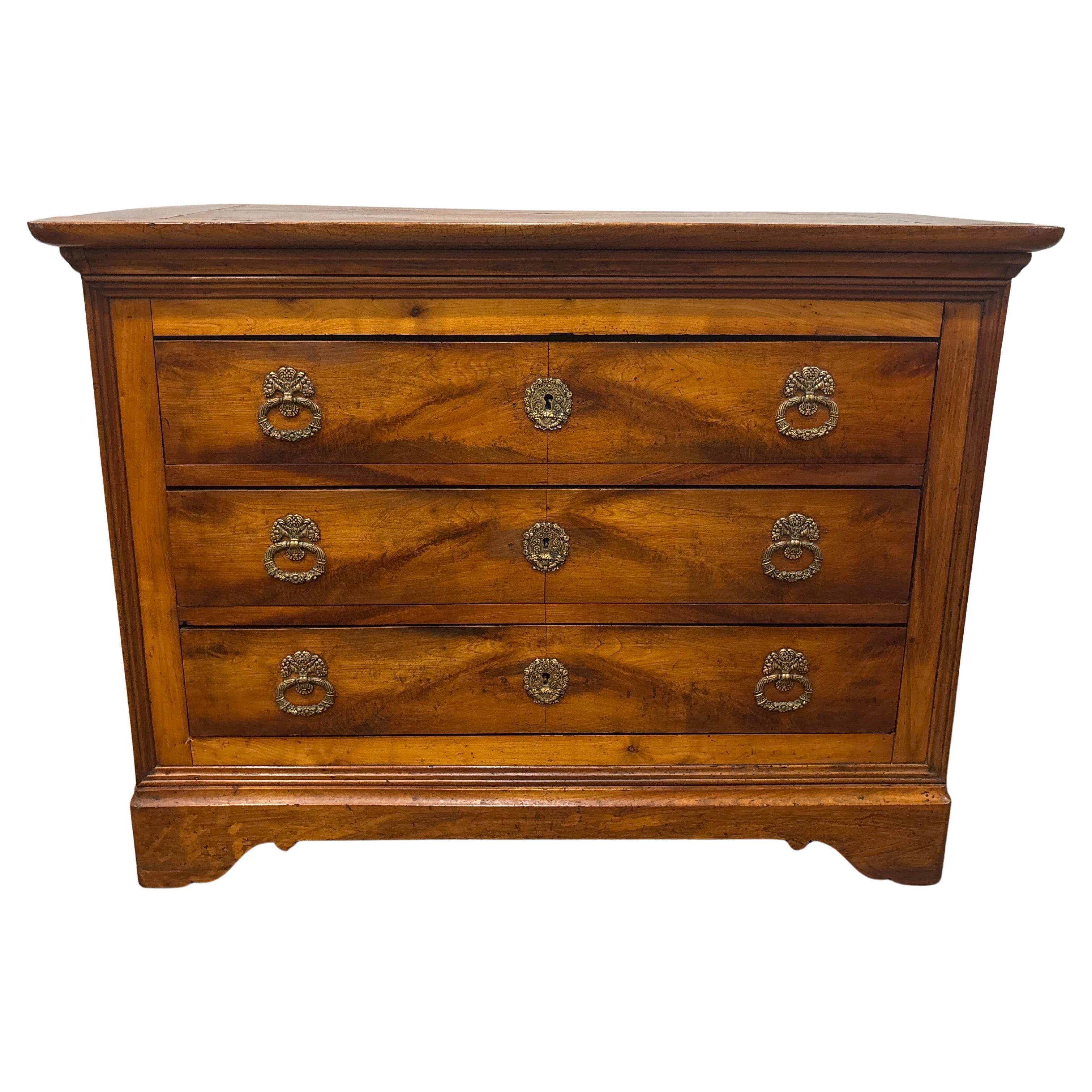 French 19th Century Commode For Sale 6
