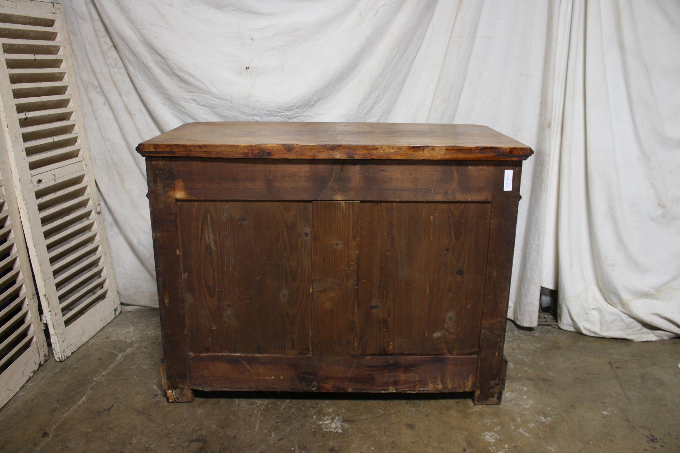French 19th Century Commode 2