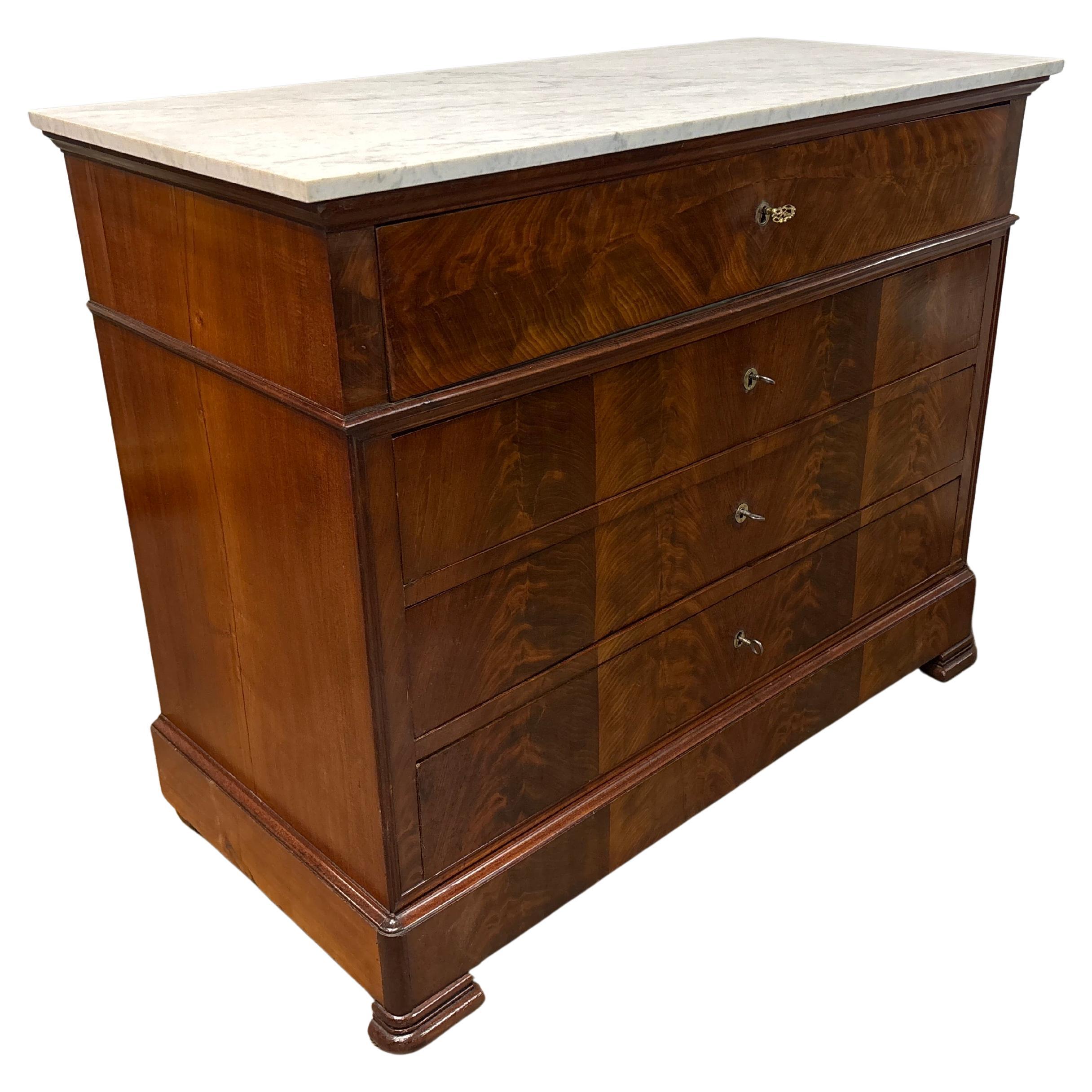 Commode francese del XIX secolo Scriban in vendita 7