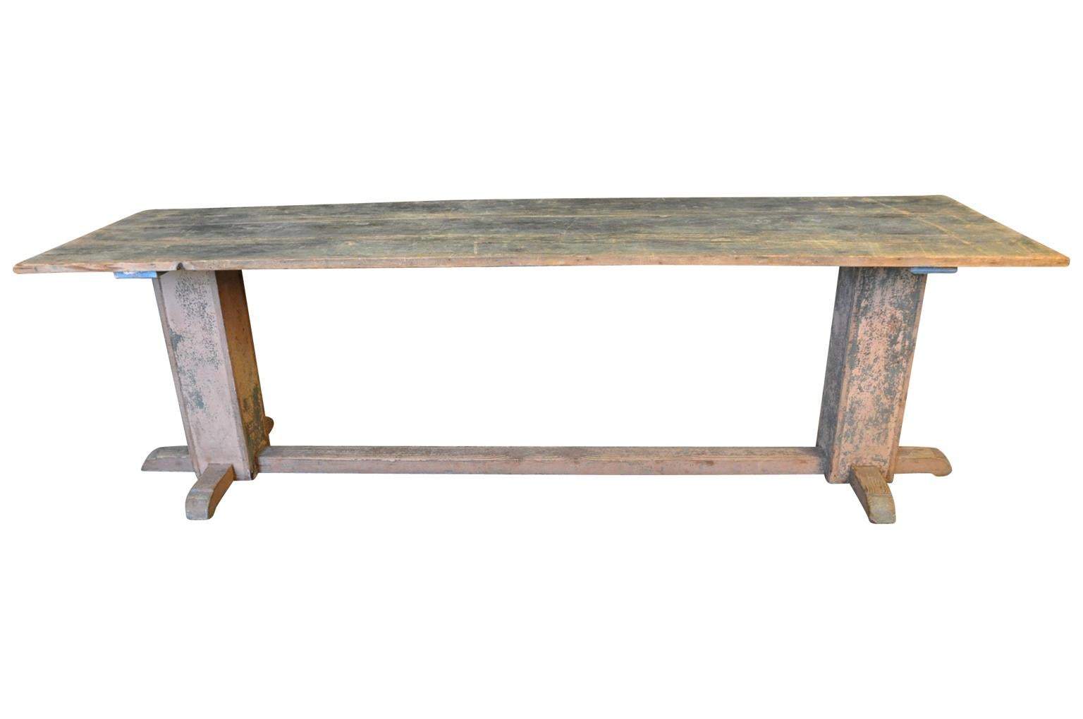 A very handsome later 19th-early 20th century console table in painted pine wood. Very attractive Minimalist lines.
