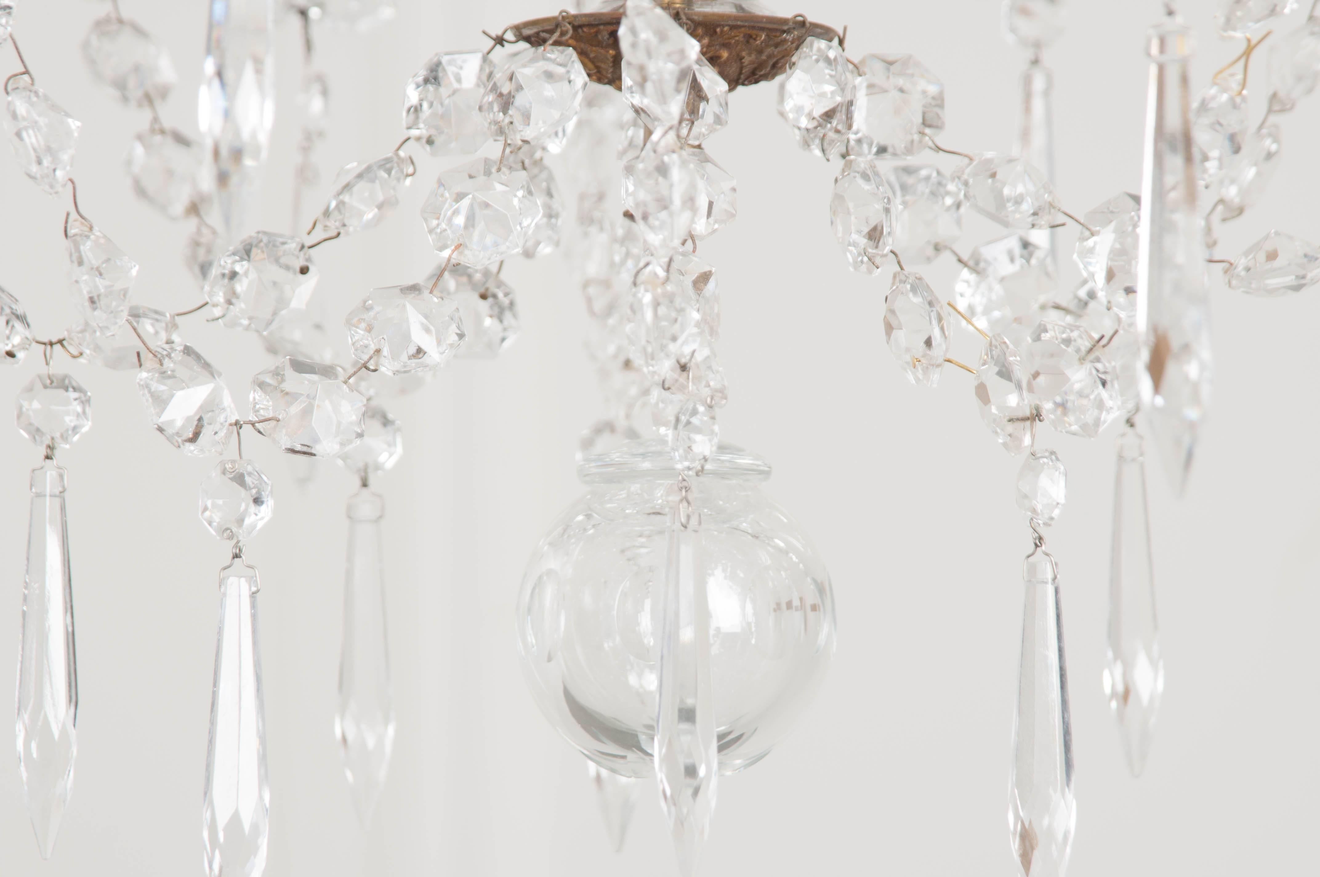 French 19th Century Crystal and Brass Chandelier 5