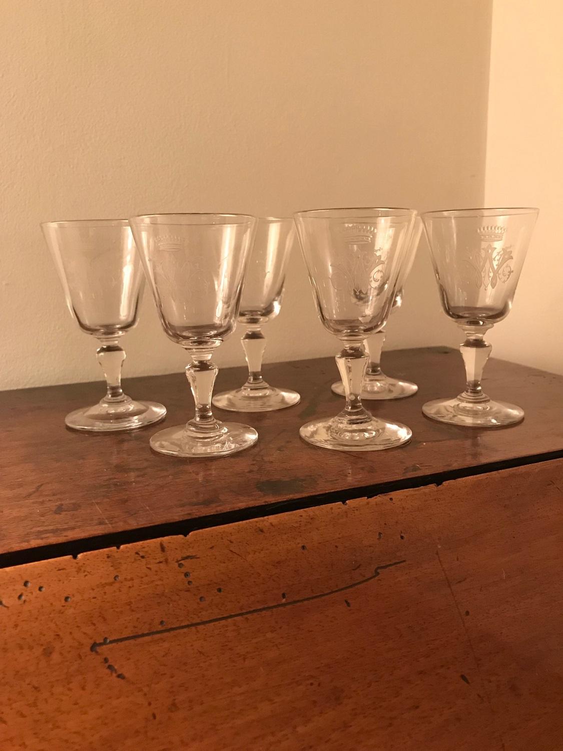French 19th Century Crystal Liquor or Liqueur Glasses For Sale 4