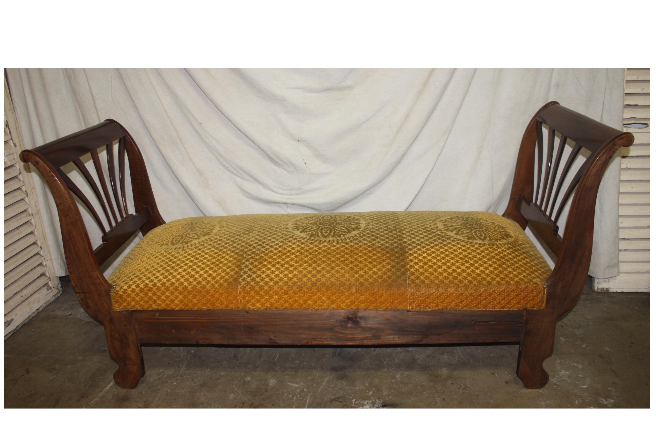 French 19th Century Daybed In Good Condition In Stockbridge, GA