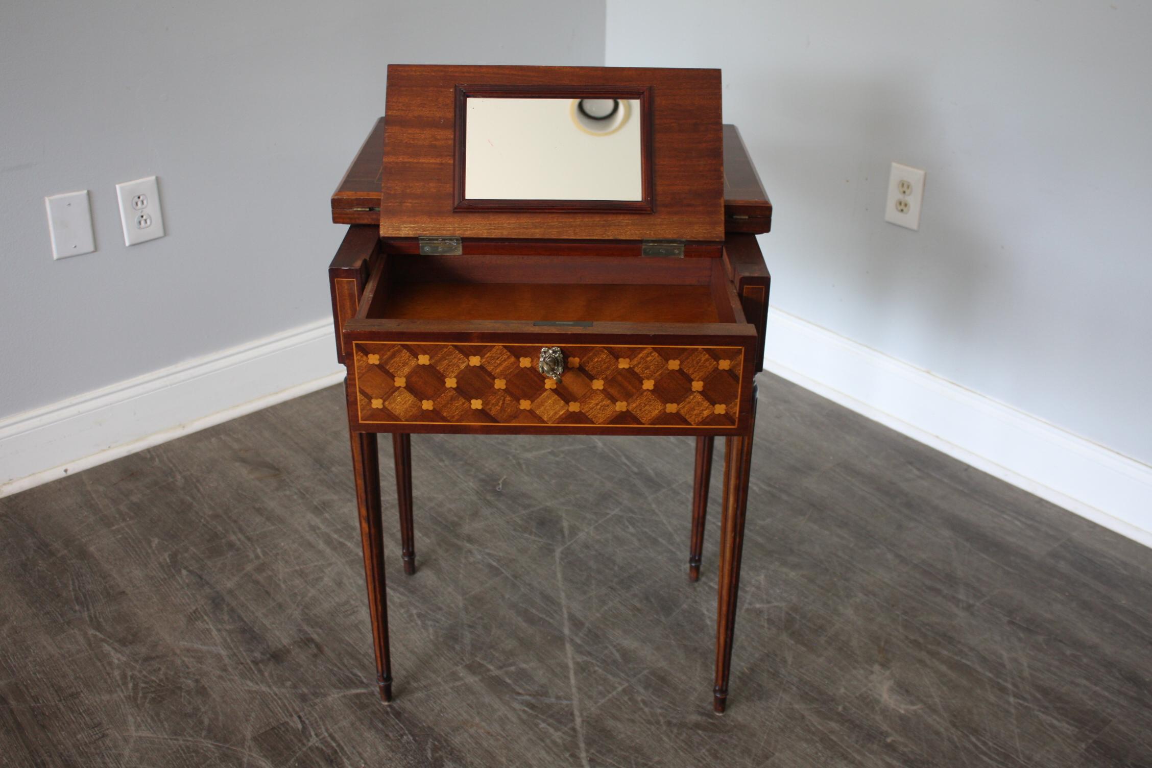 French 19th Century Desk and Game table For Sale 5