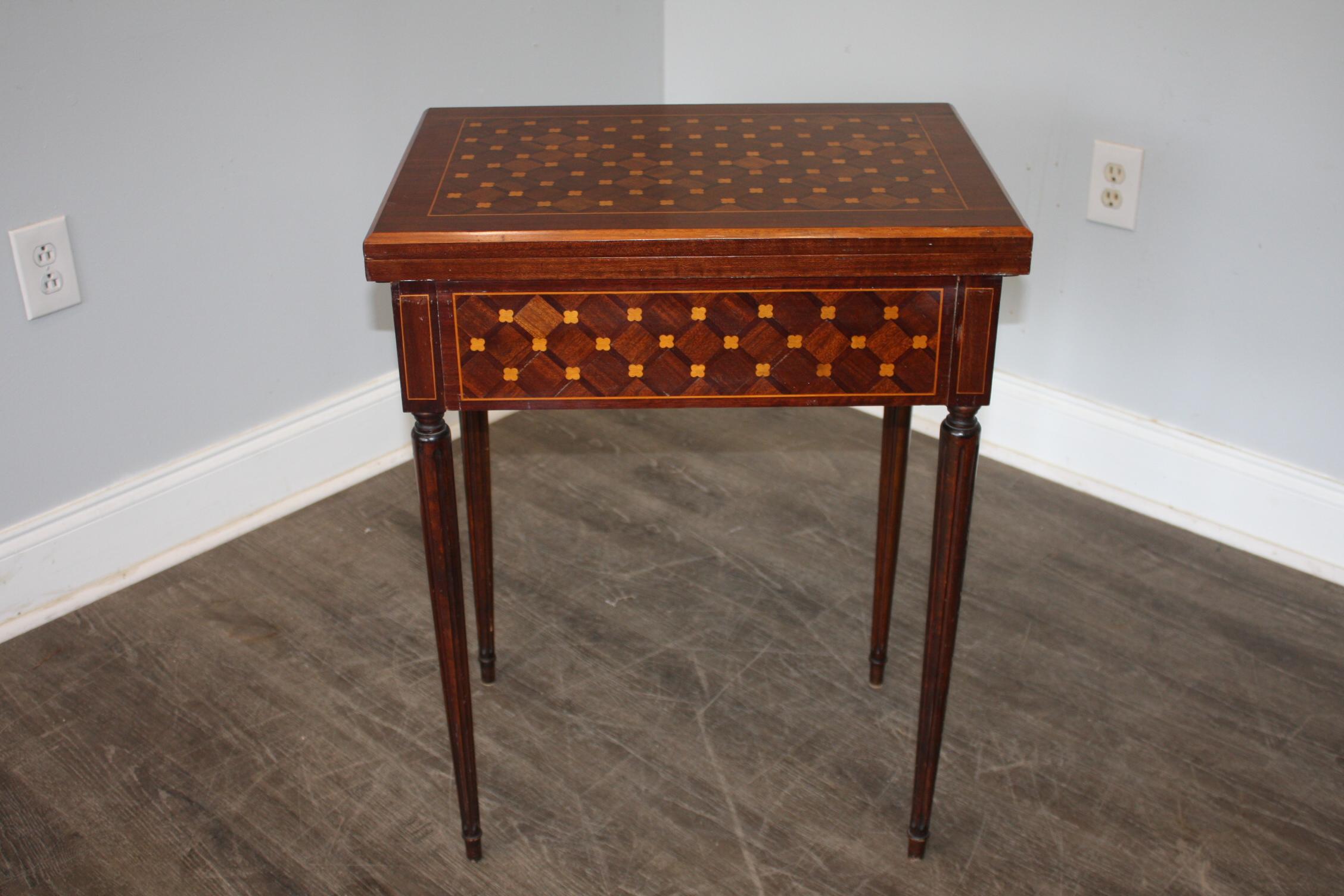 French 19th Century Desk and Game table For Sale 1