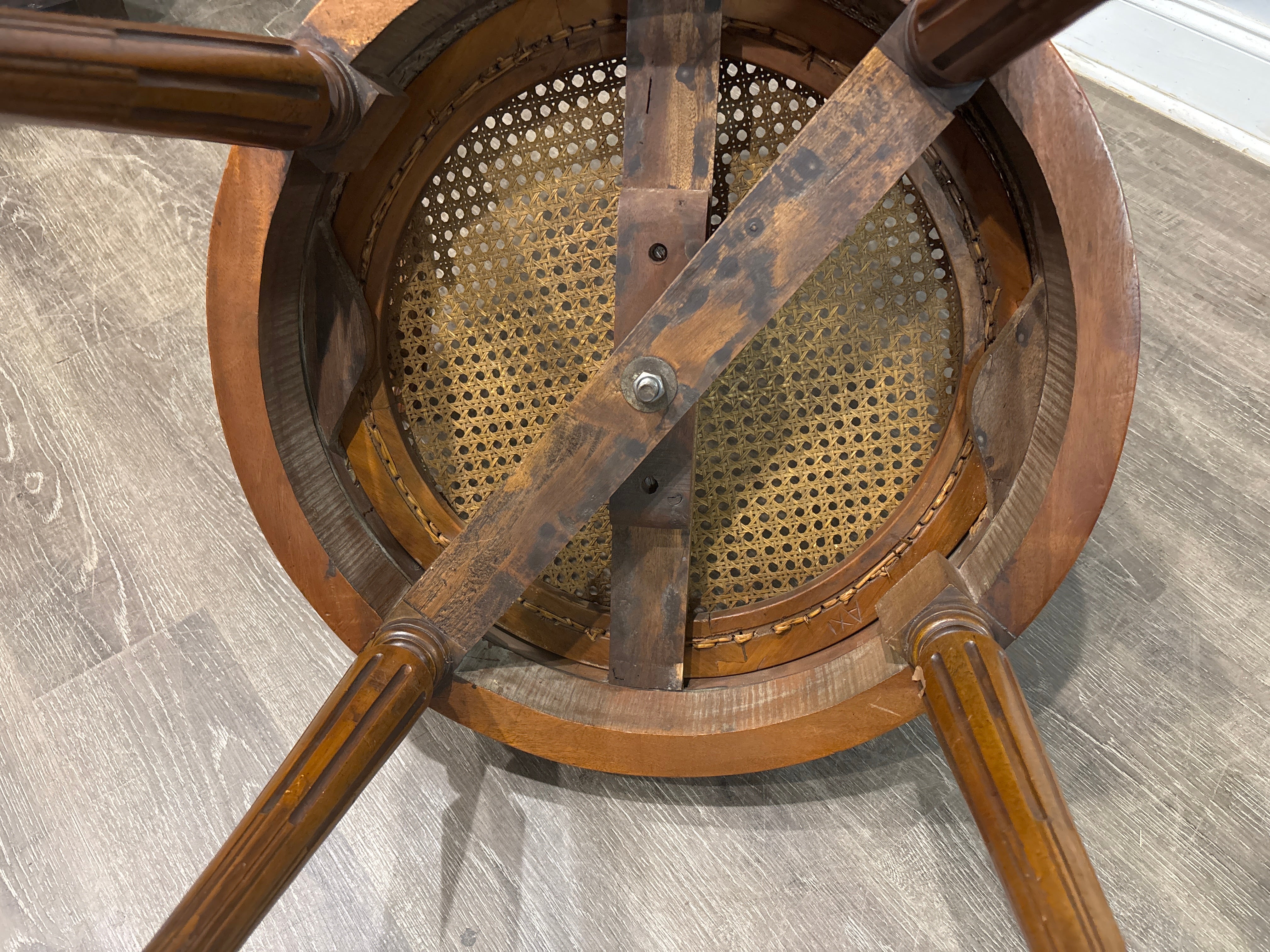 Sedia da scrivania francese del XIX secolo in vendita 4