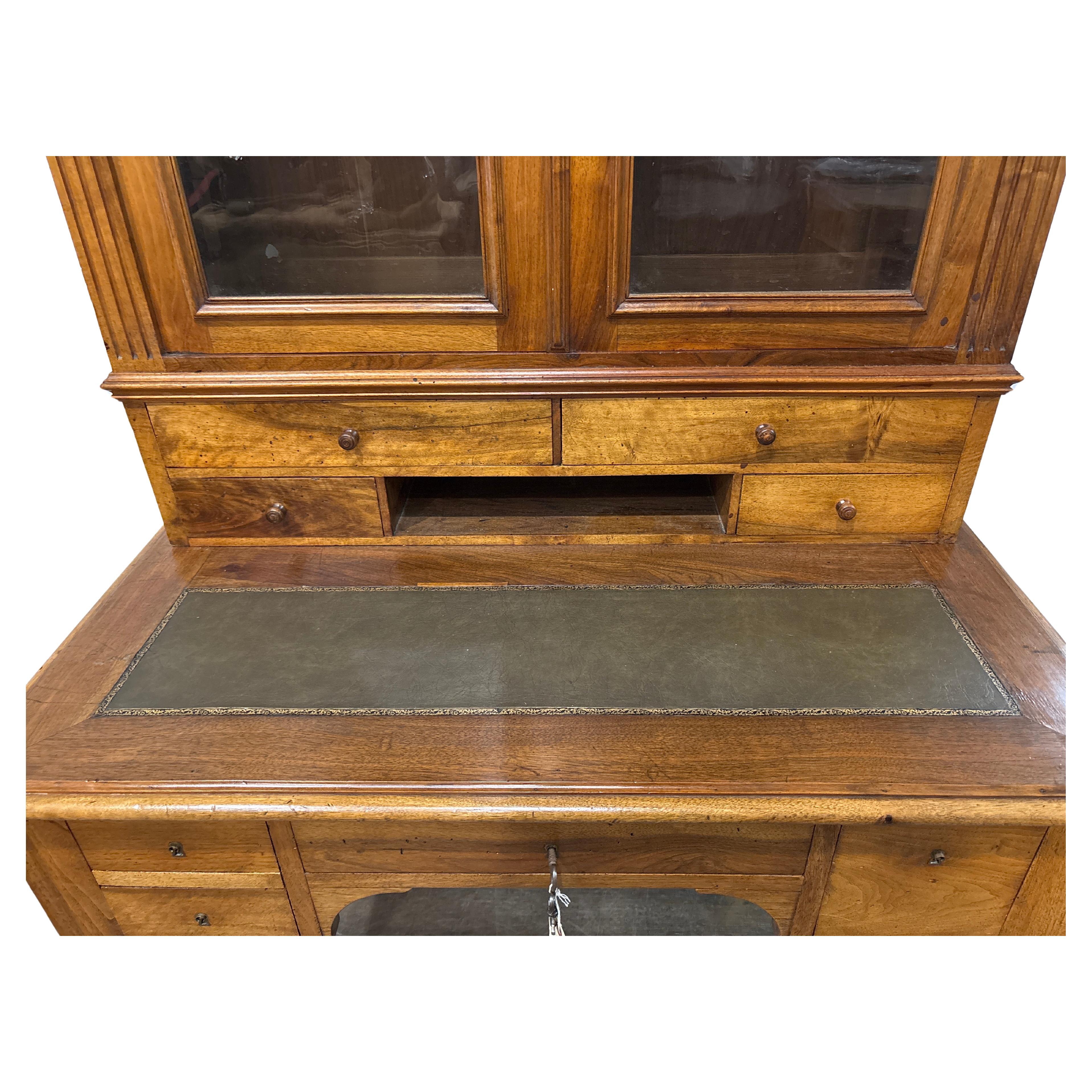 Französische Schreibtisch-Vitrine des 19. im Zustand „Gut“ im Angebot in Stockbridge, GA