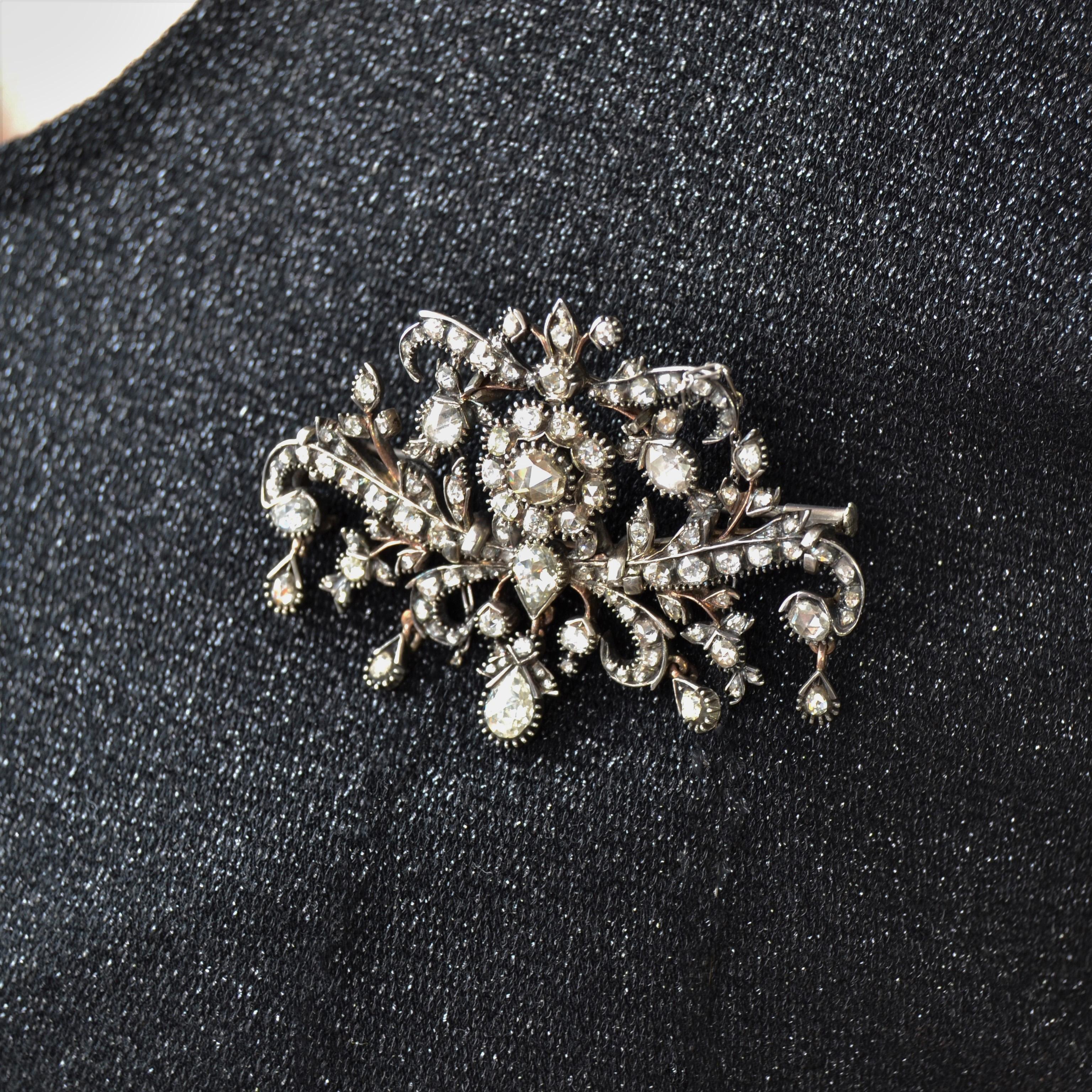 French 19th Century Diamonds 18 Karat Gold Silver Brooch Pendant For Sale 10