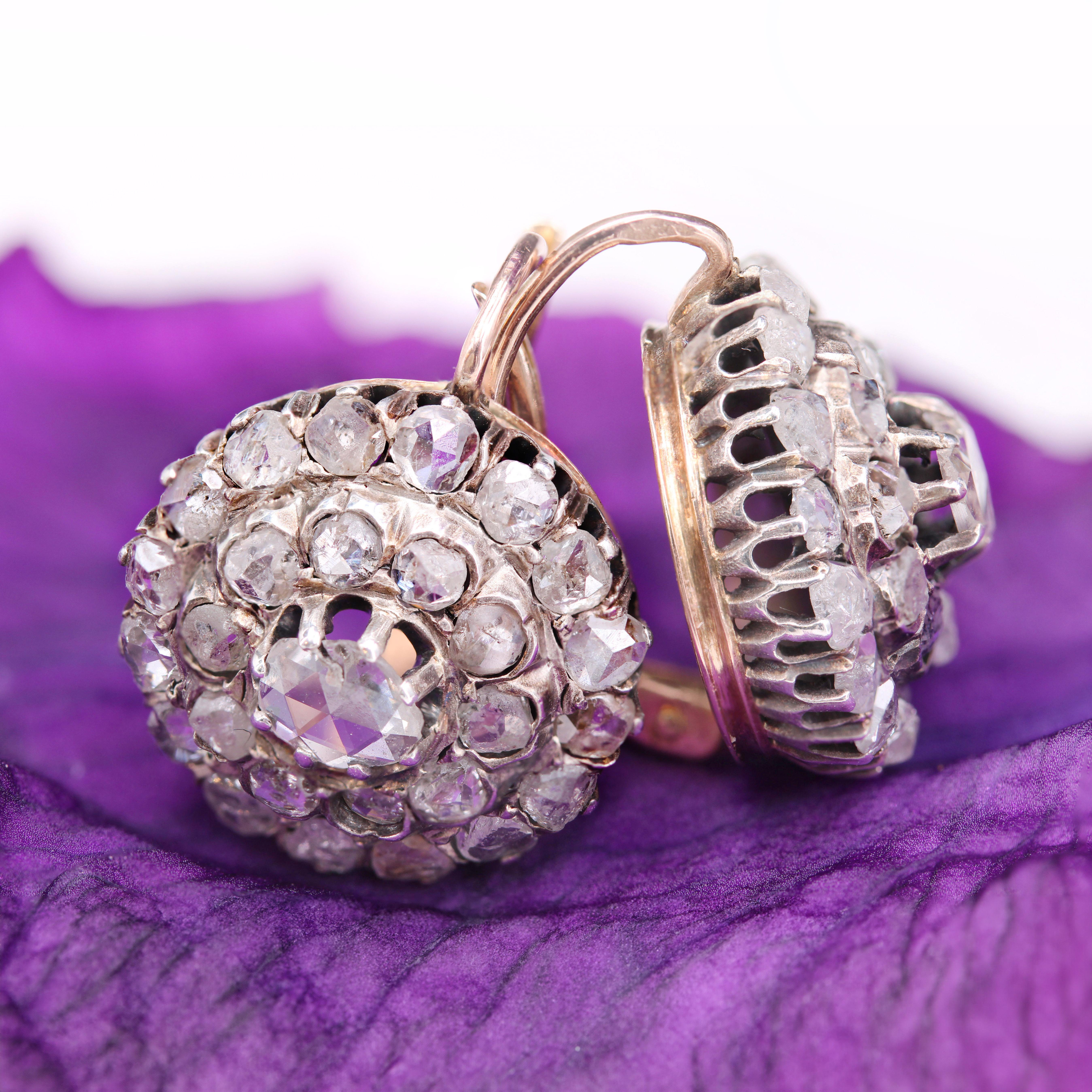 French 19th Century Diamonds 18 Karat Rose Gold Lever-Back Daisy Earrings For Sale 6