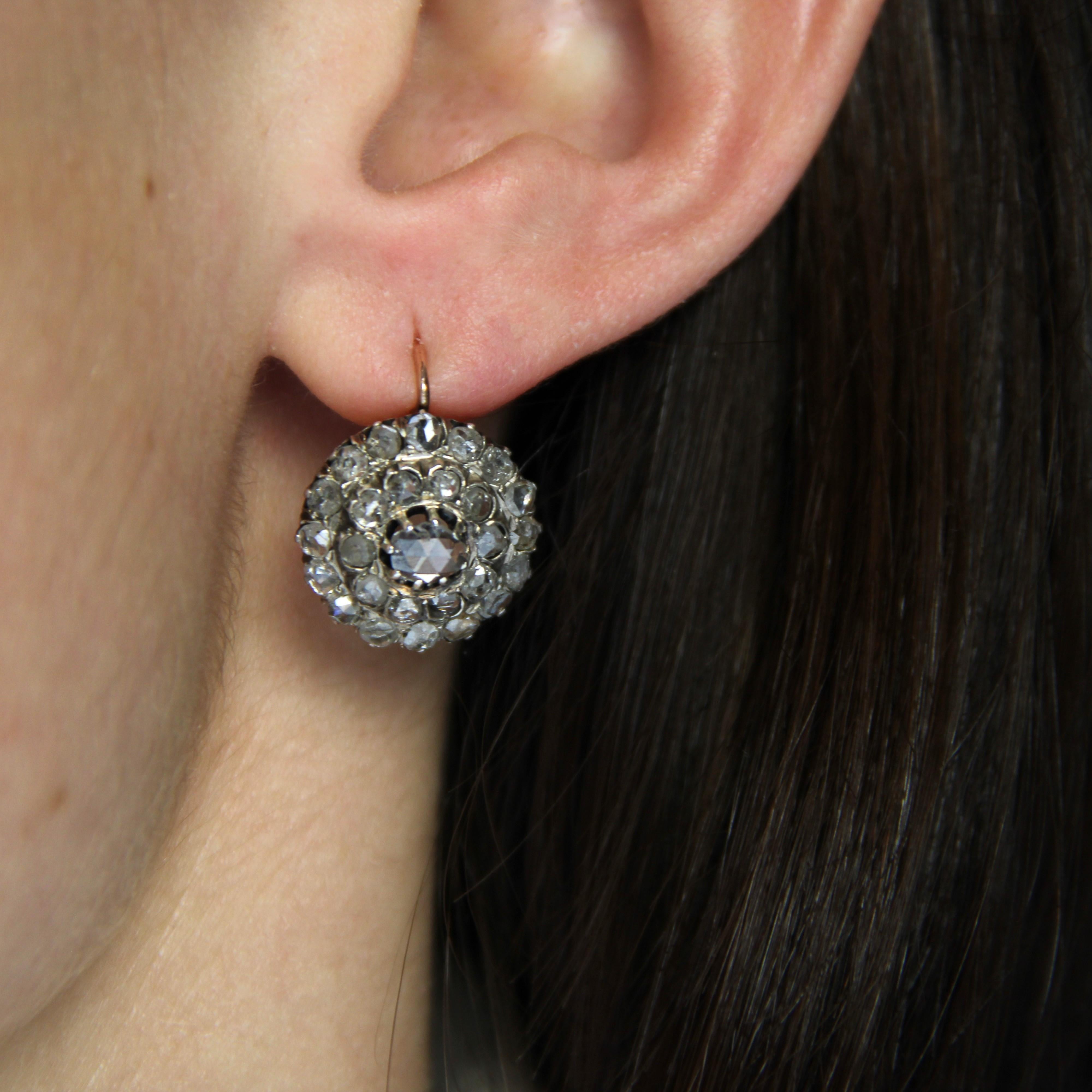 French 19th Century Diamonds 18 Karat Rose Gold Lever-Back Daisy Earrings For Sale 3