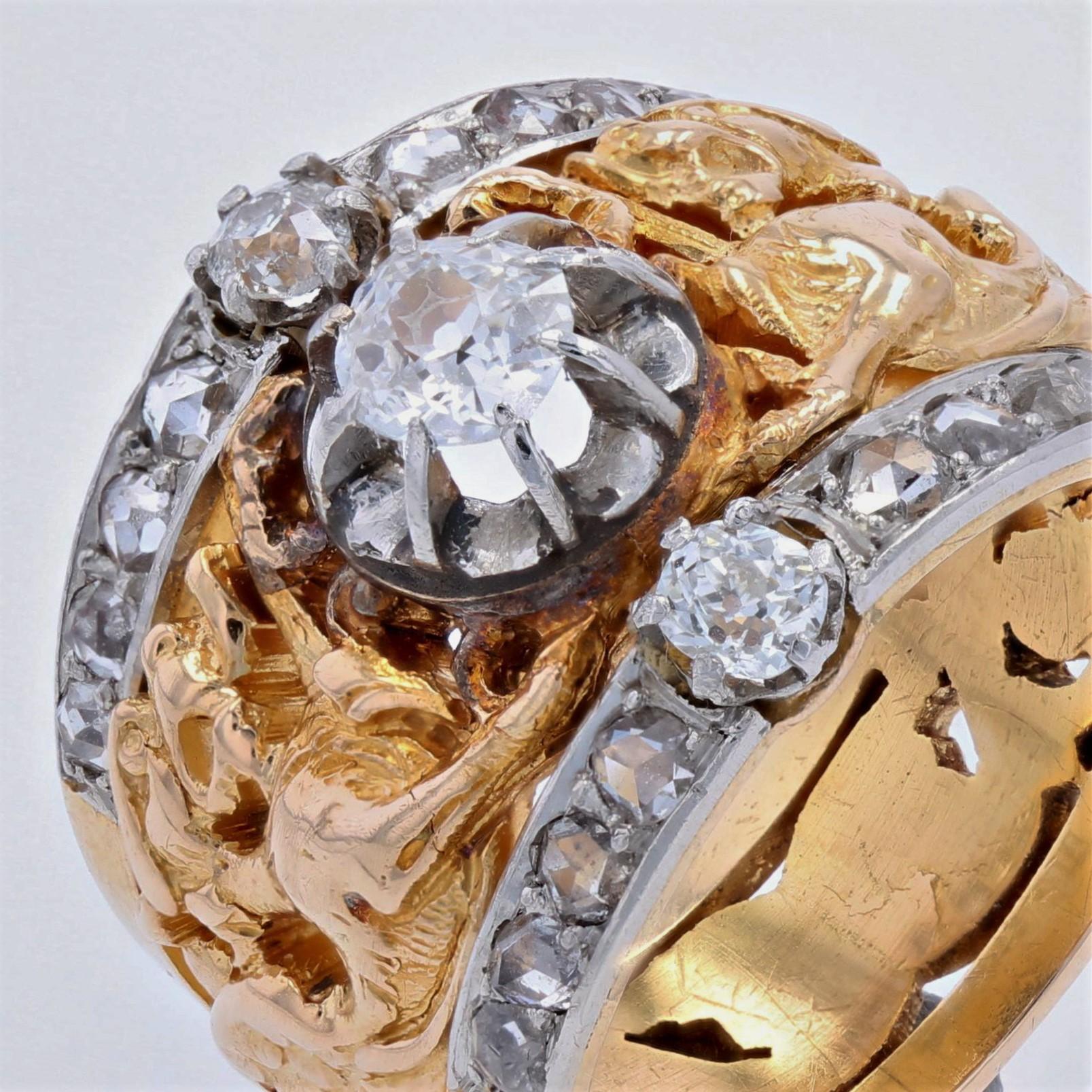 Bague à anneau en or jaune 18 carats, diamants du 19e siècle et chimères françaises en vente 3