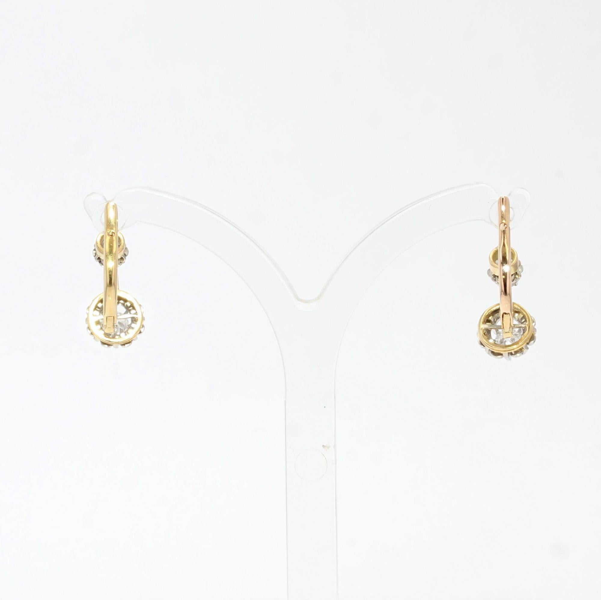 French 19th Century Diamonds 18 Karat Yellow Gold Platinum Dangle Earrings In Excellent Condition For Sale In Poitiers, FR