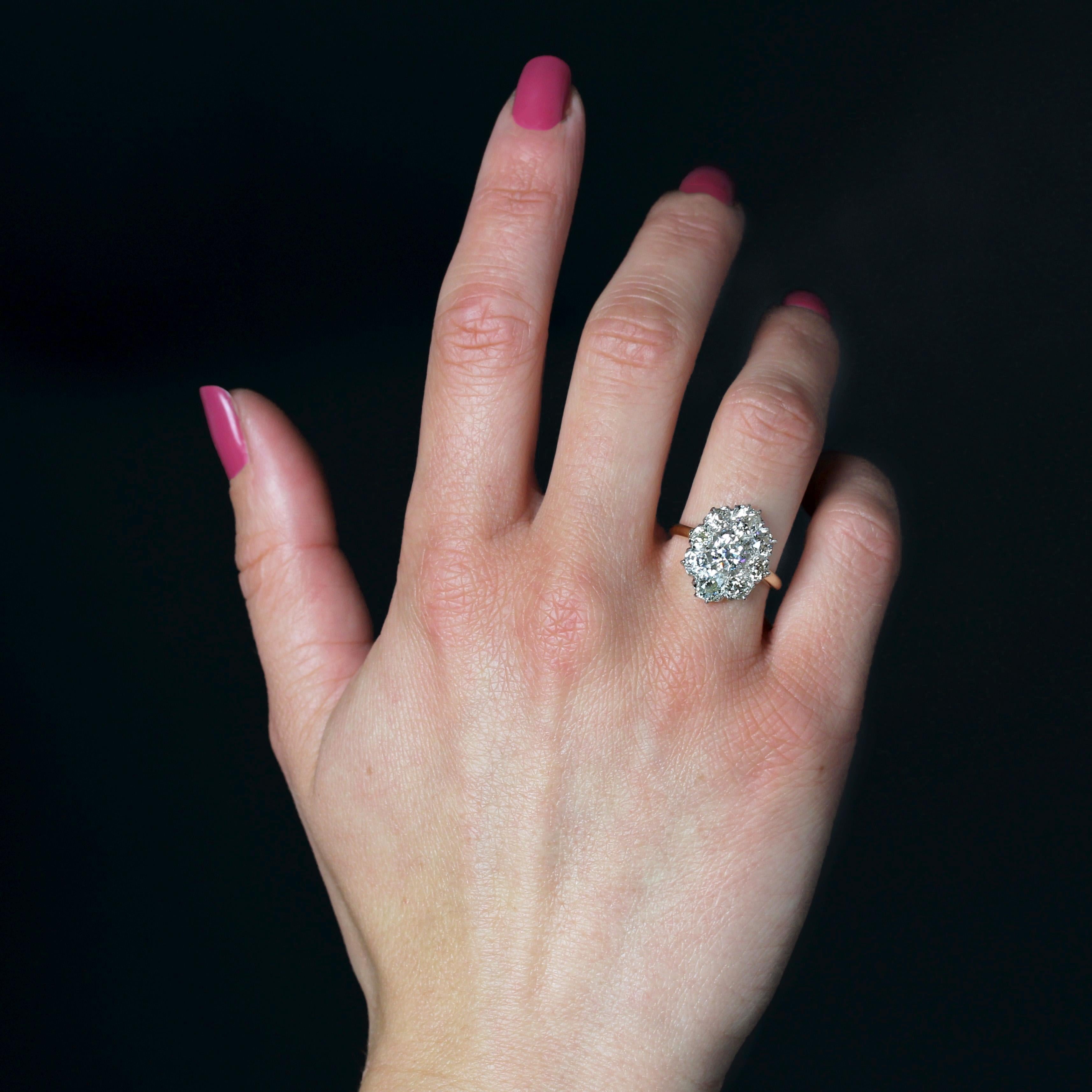 Taglio cuscino antico French 19th Century Diamonds 18 Karat Yellow Gold Platinum Pompadour Ring in vendita