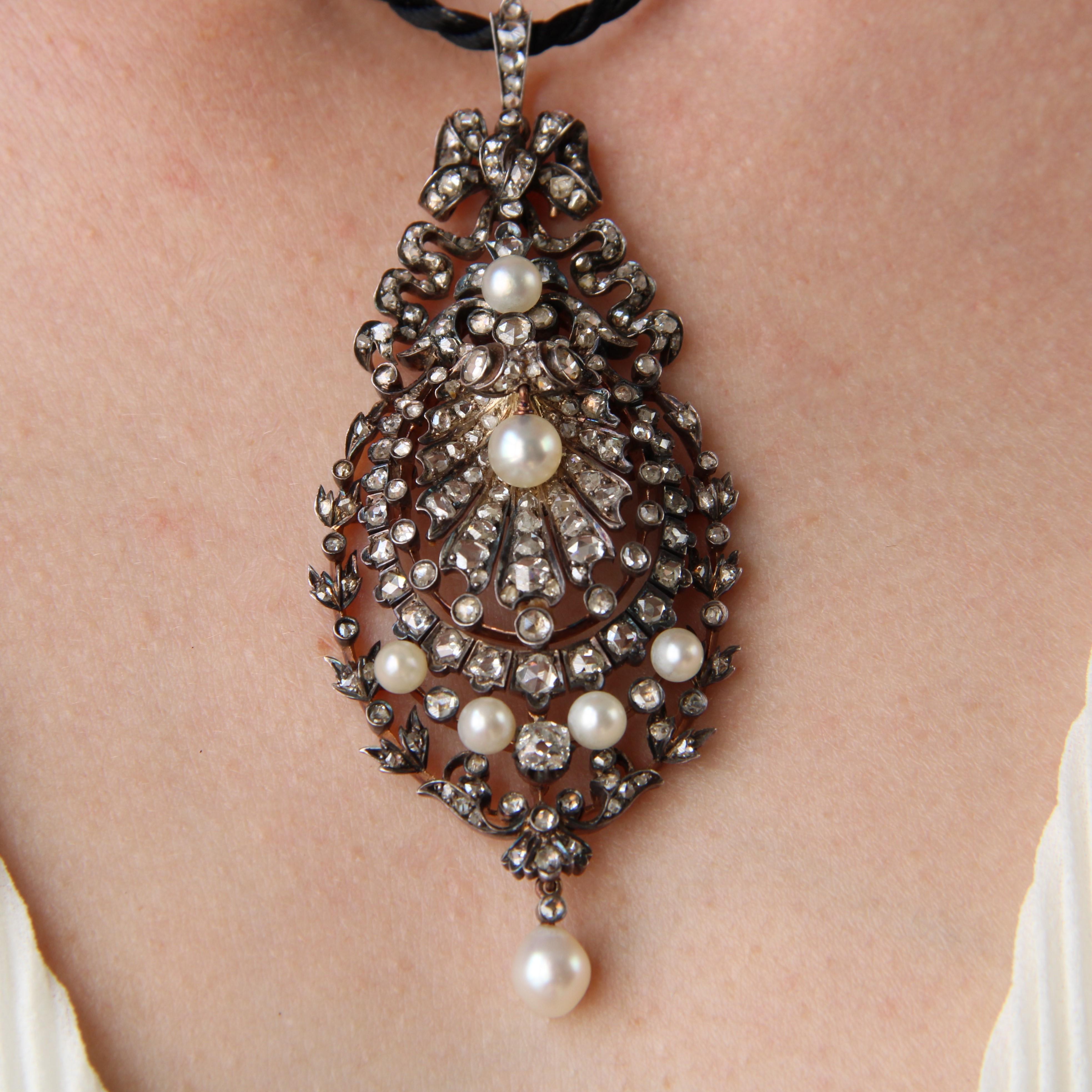 Pendentif en argent et or rose 18 K, diamants et perles fines, France, 19e siècle Pour femmes en vente